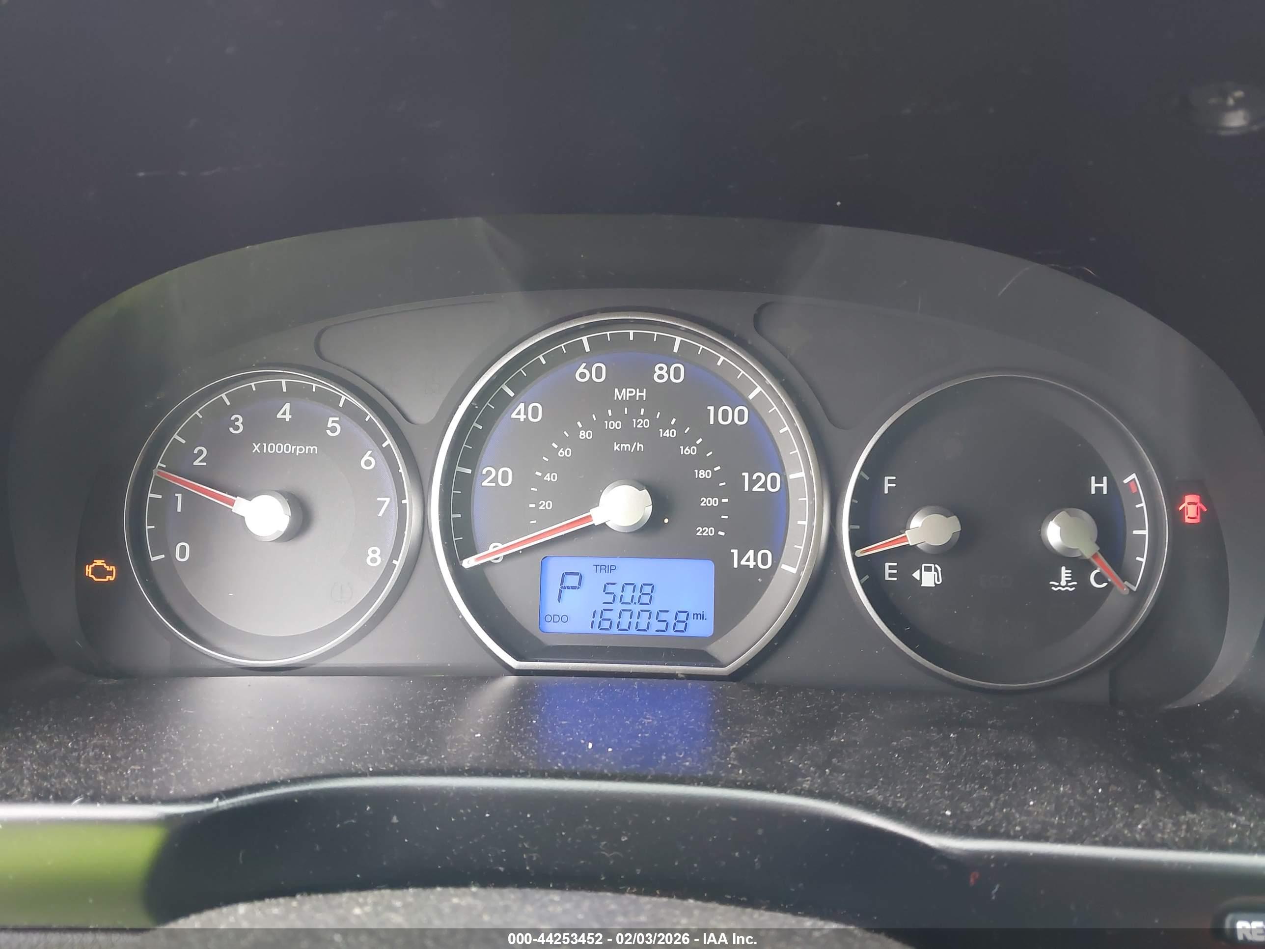 HYUNDAI SANTA image 7