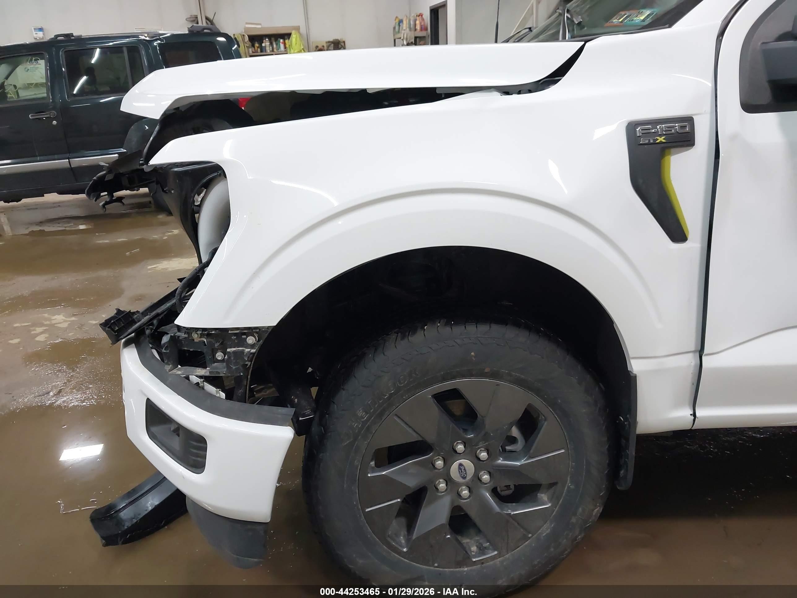 FORD F-150 image 6