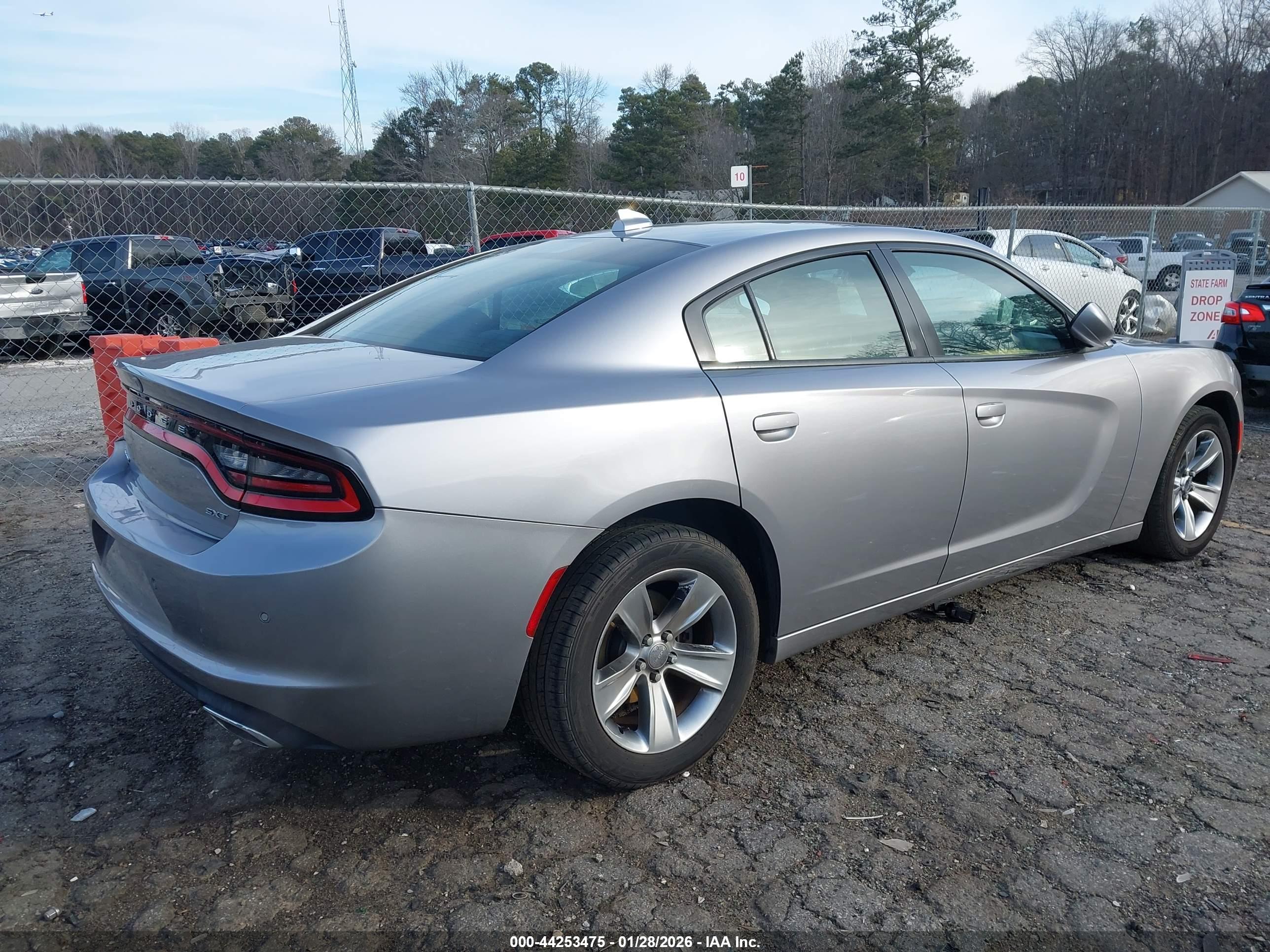 DODGE CHARGER image 4