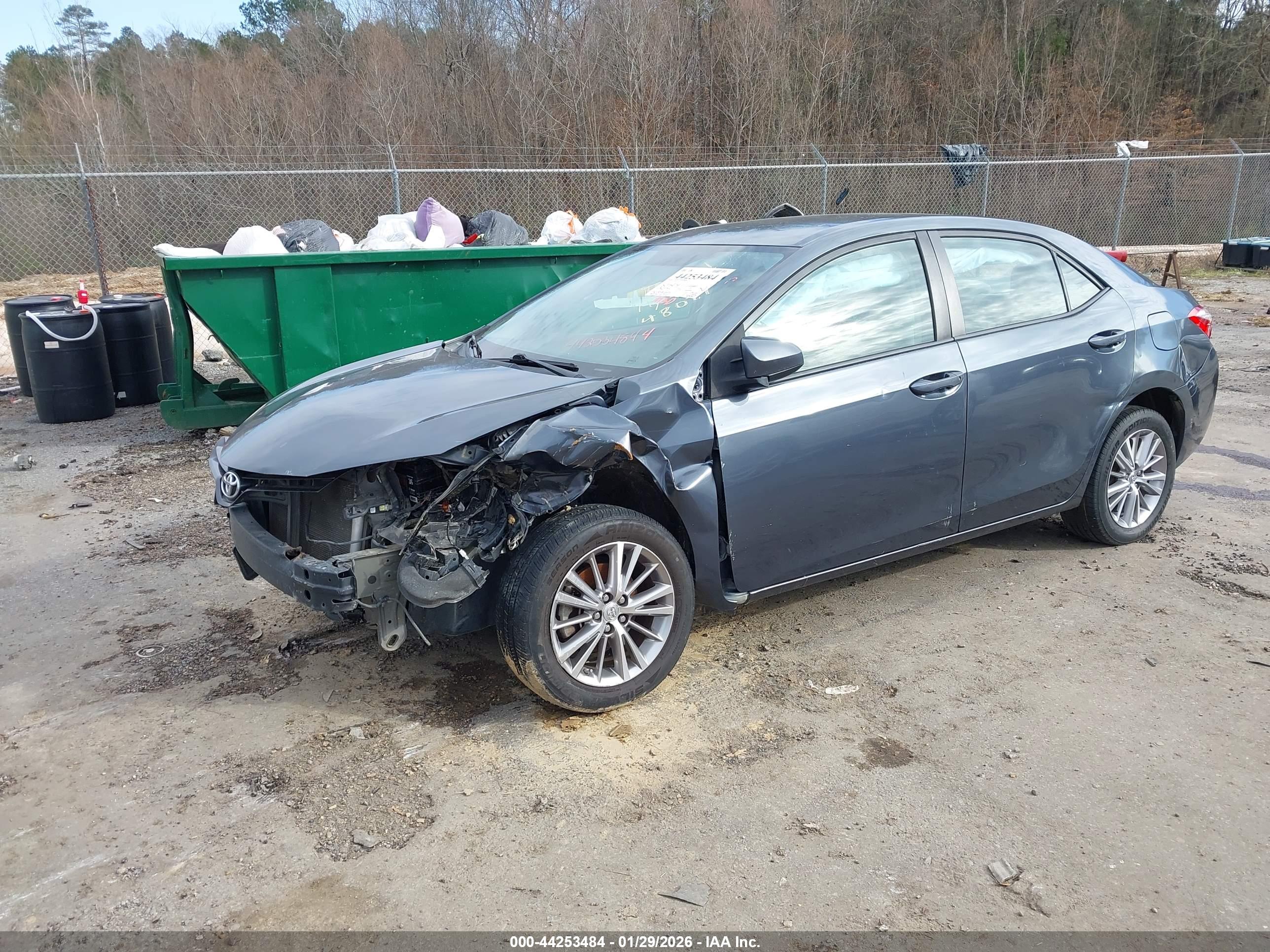 TOYOTA COROLLA image 2