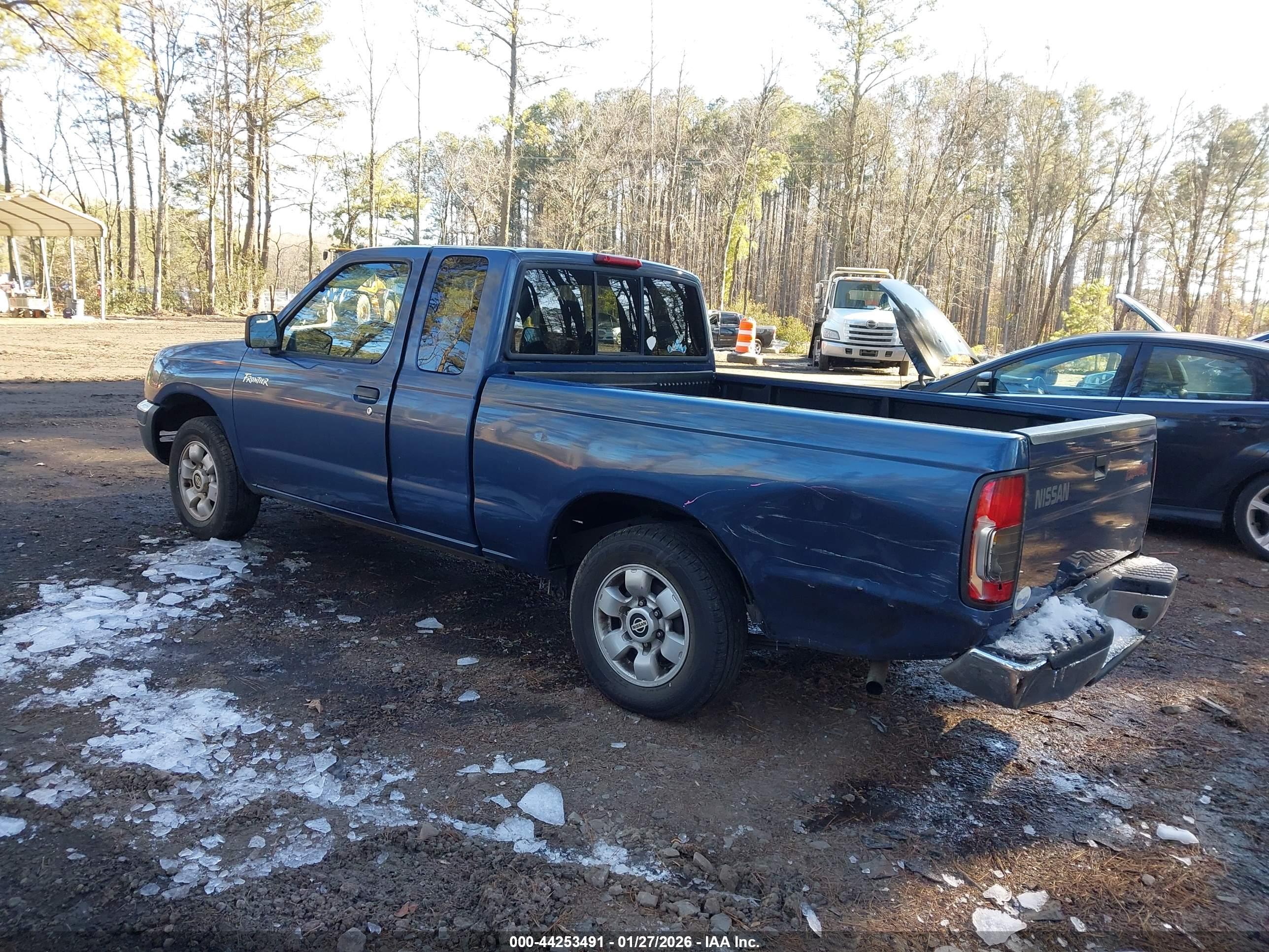 NISSAN FRONTIER image 3