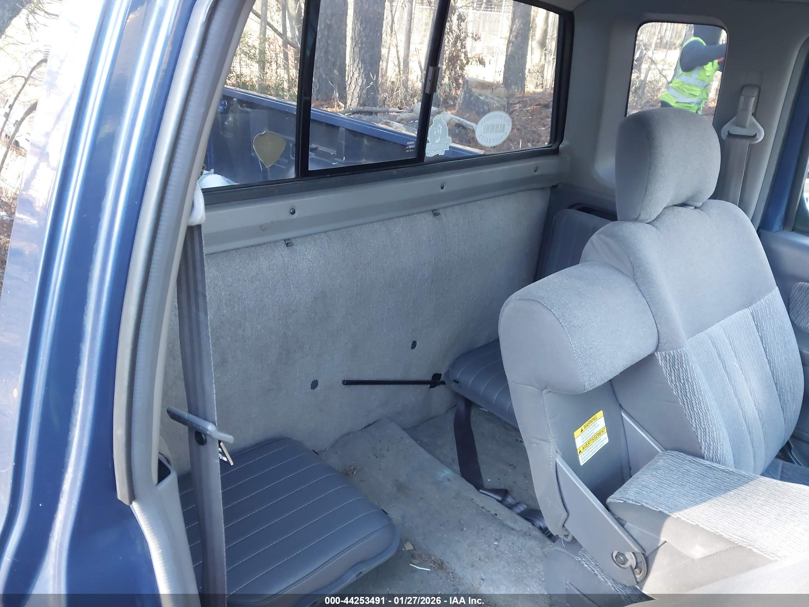 NISSAN FRONTIER image 8