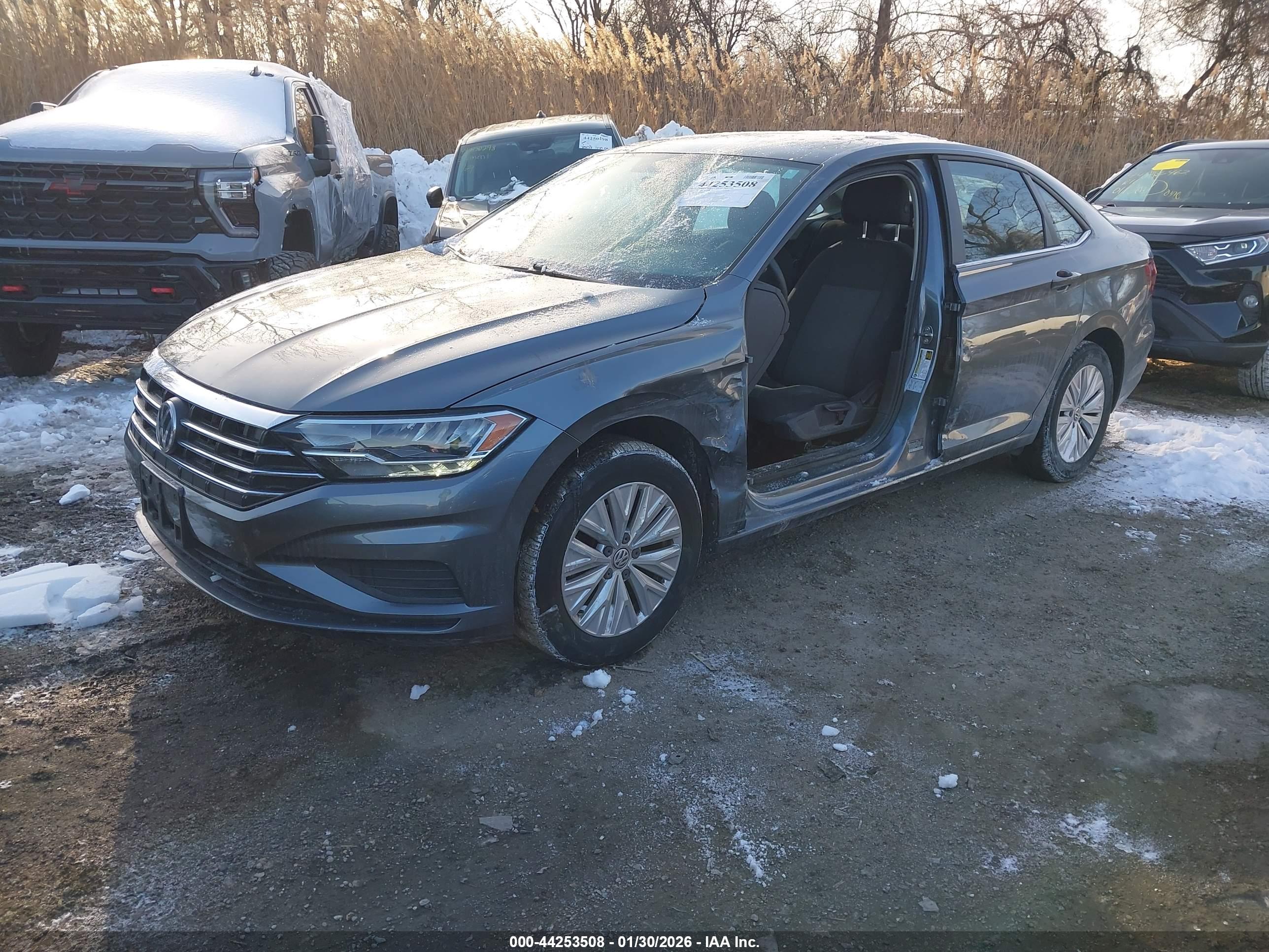 VOLKSWAGEN JETTA image 2
