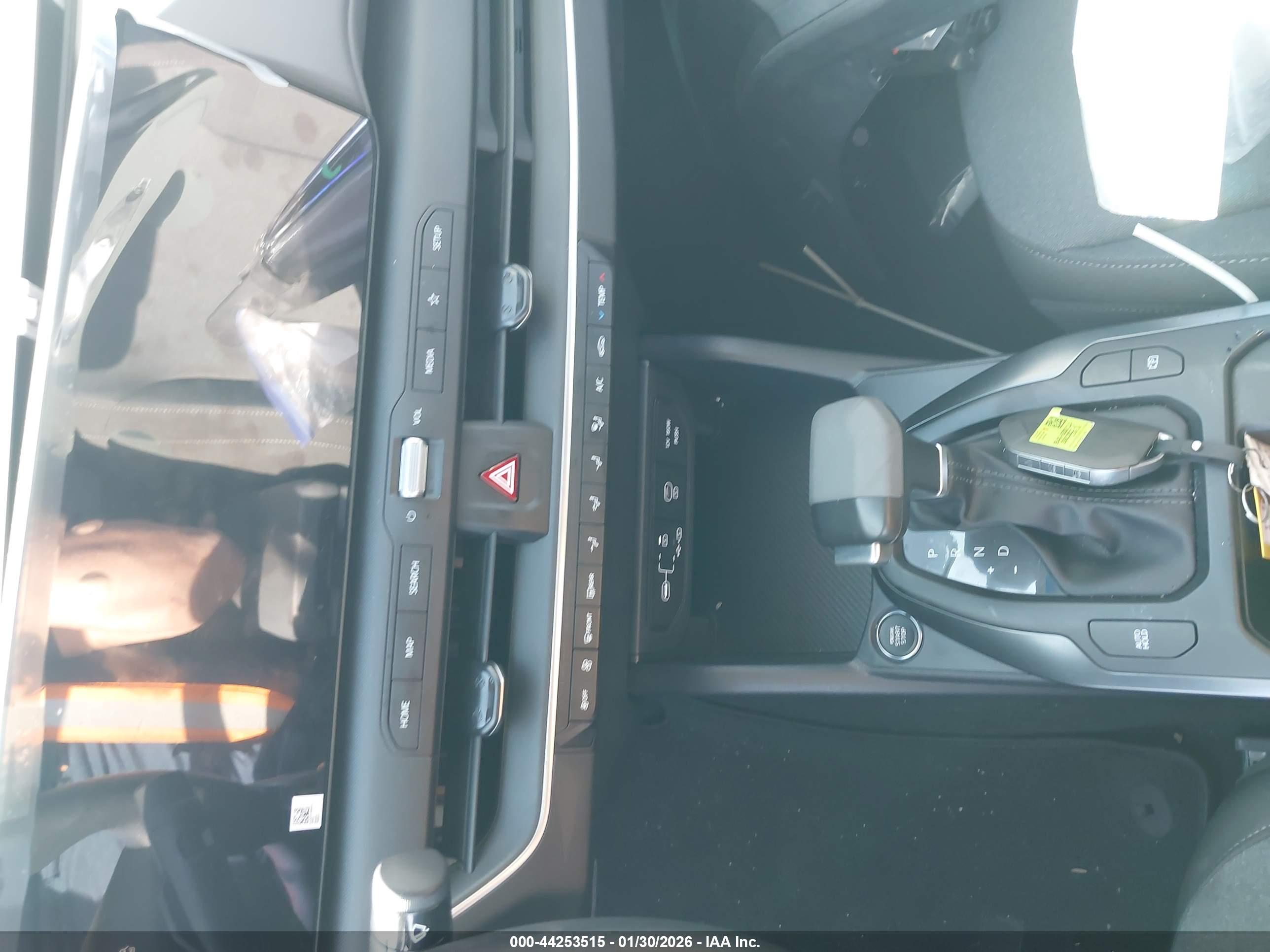 KIA K4 image 11