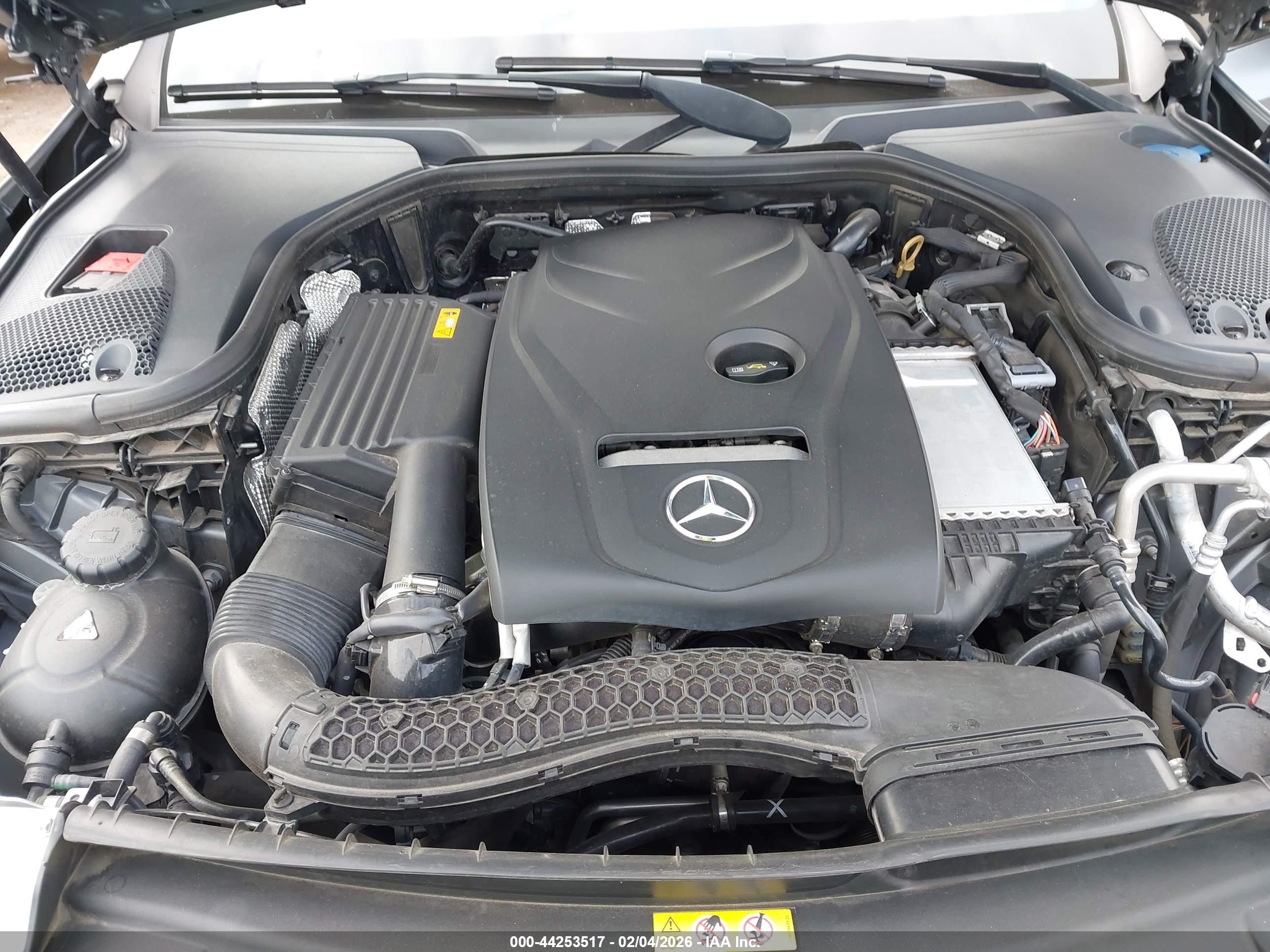 MERCEDES-BENZ E image 10