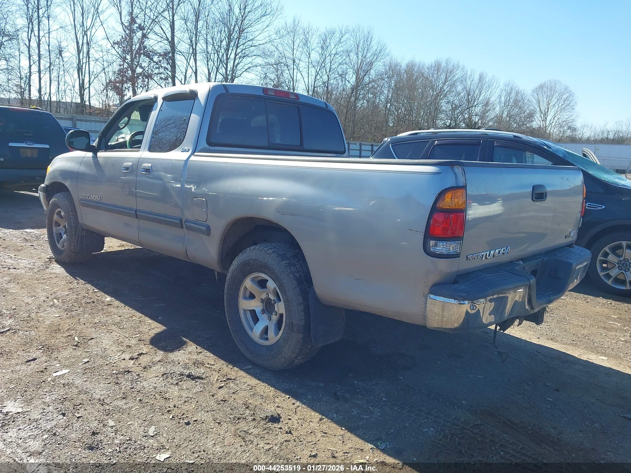 TOYOTA TUNDRA image 3