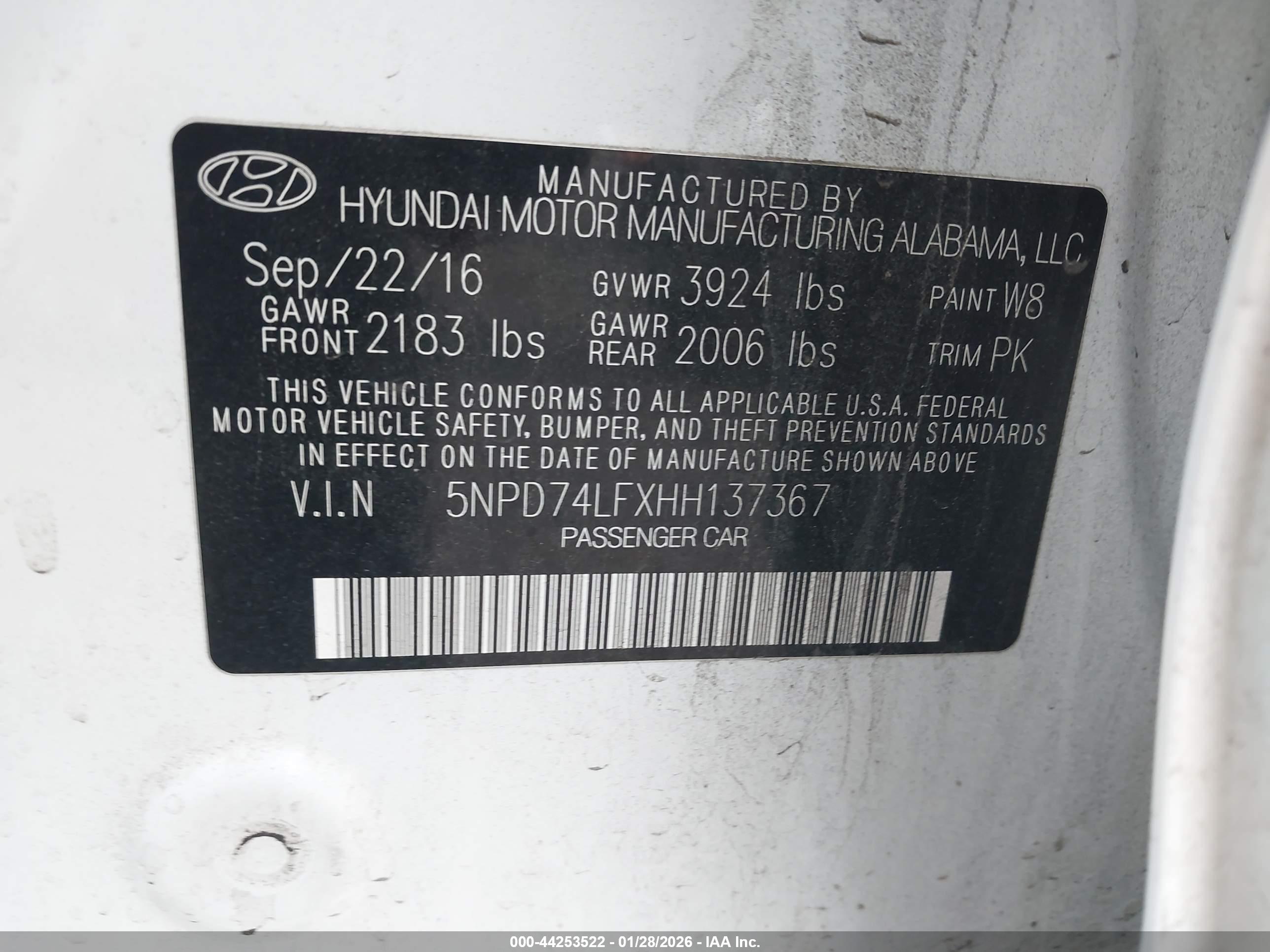 HYUNDAI ELANTRA image 9