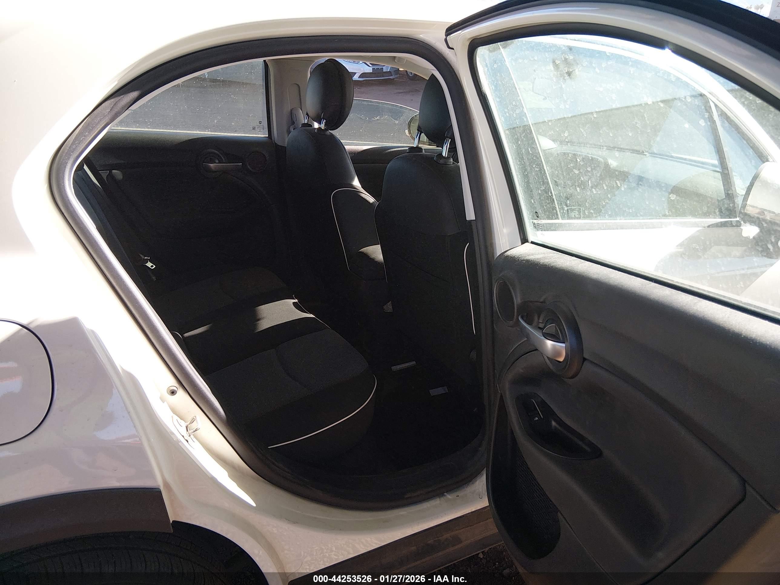 FIAT 500X image 8