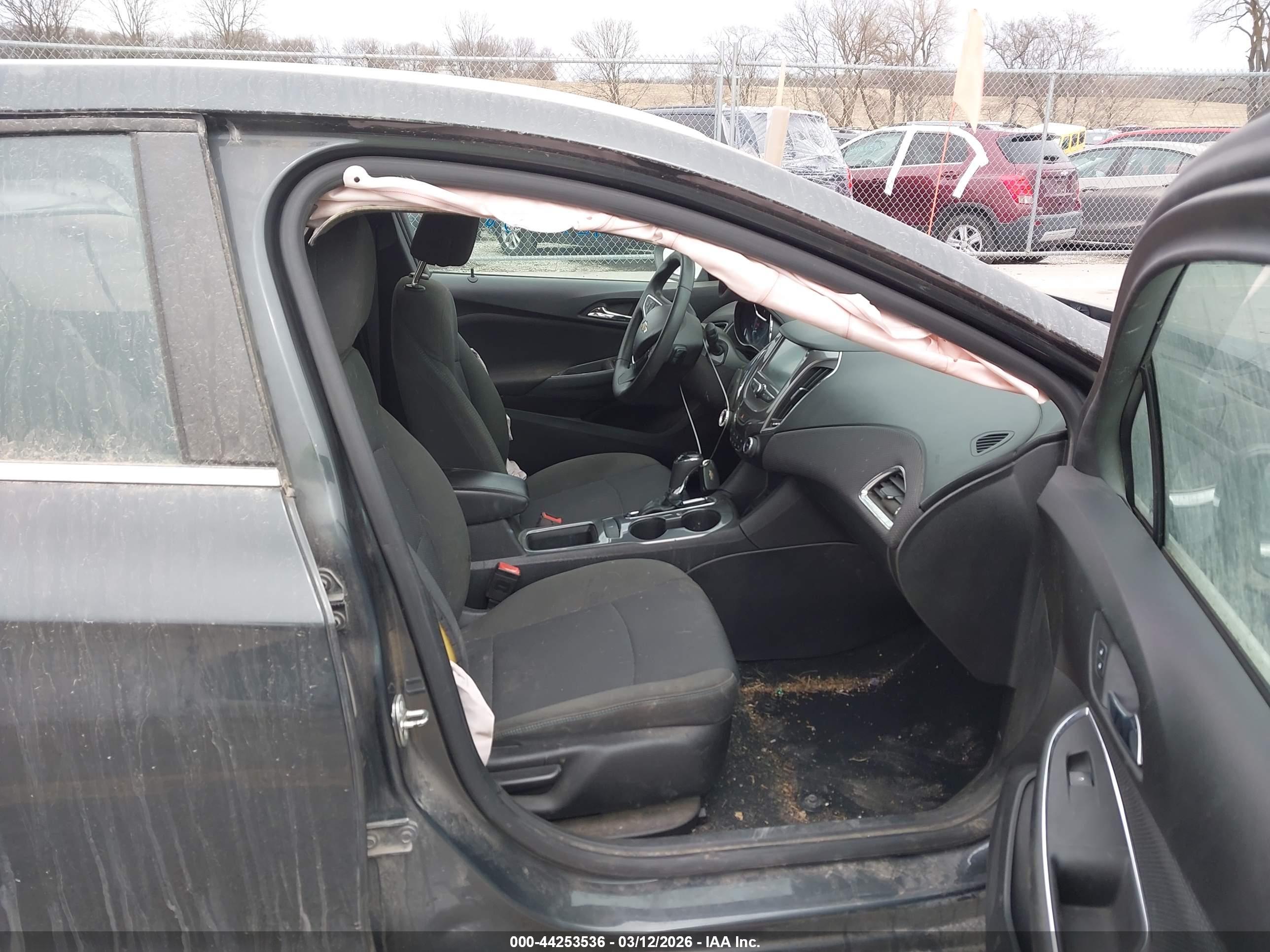 CHEVROLET CRUZE image 5