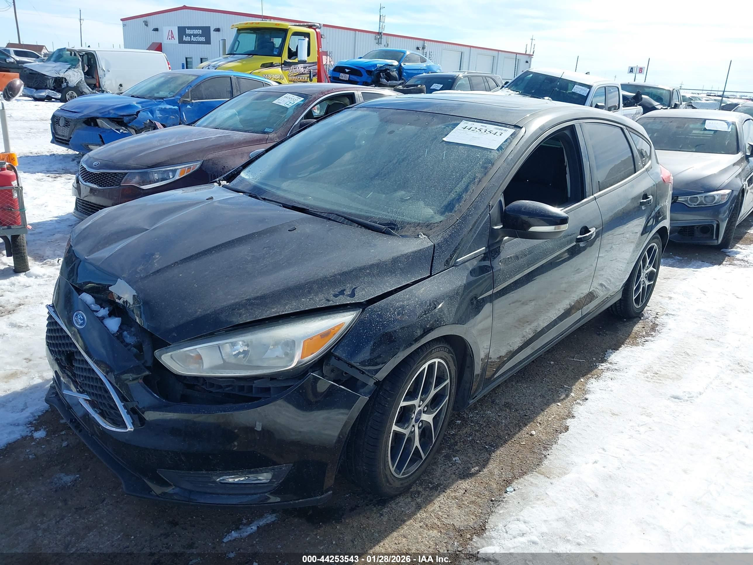 FORD FOCUS image 2