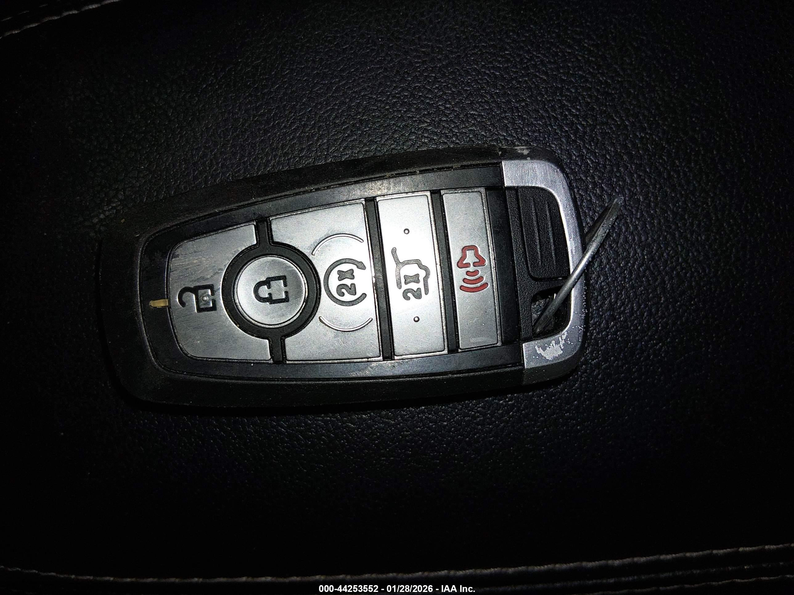 FORD ESCAPE image 11