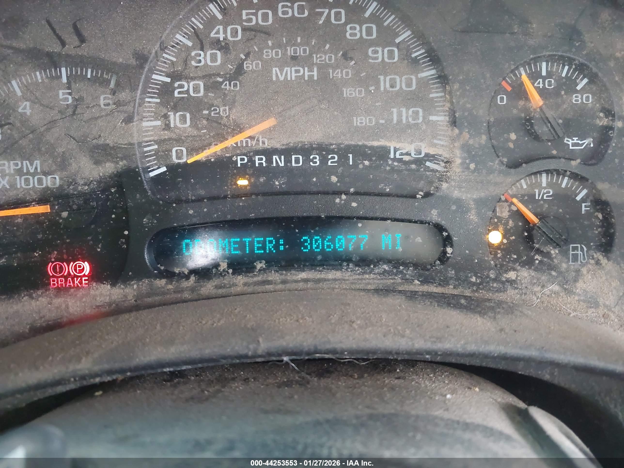 CHEVROLET SILVERADO image 7
