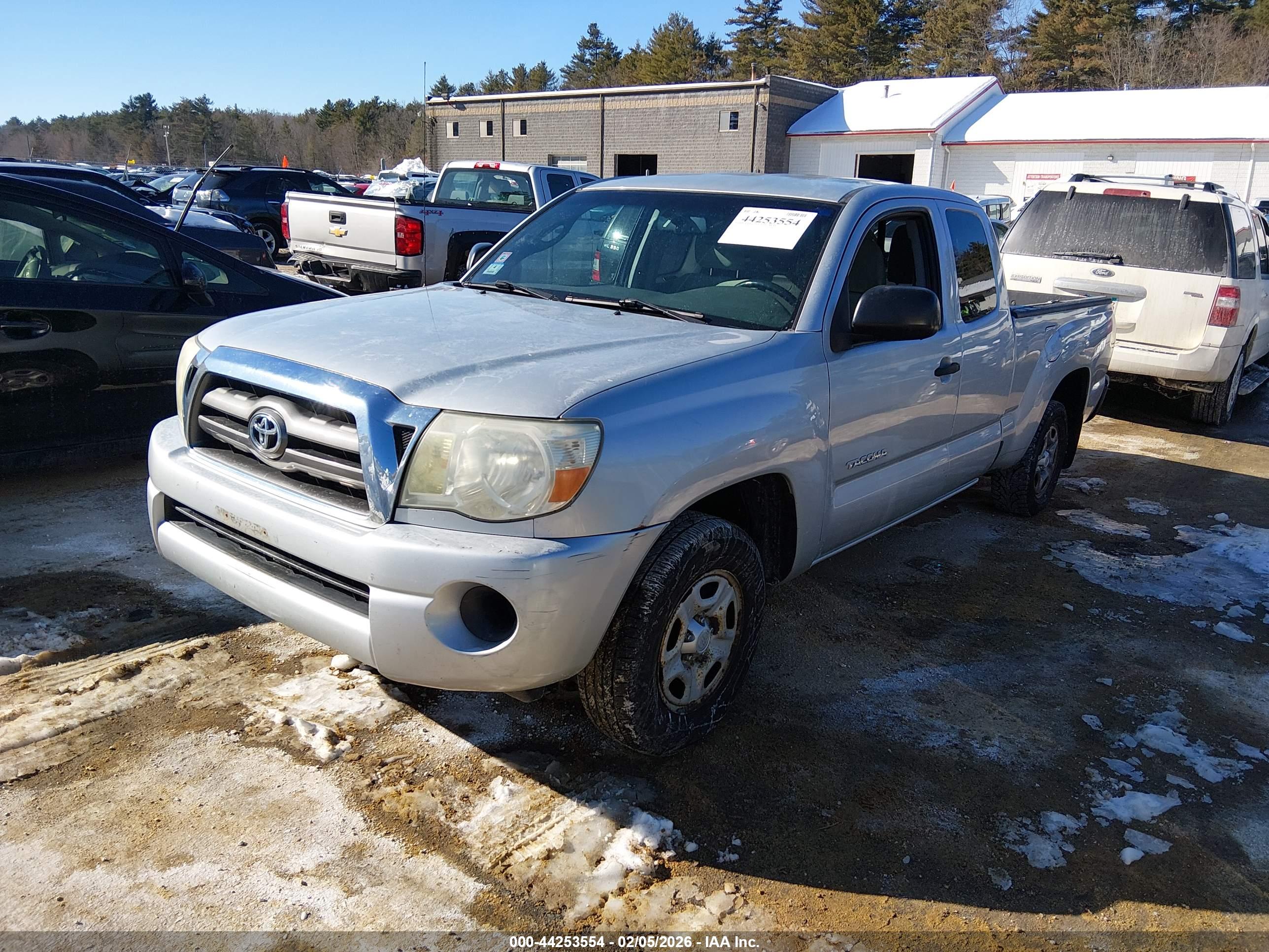 TOYOTA TACOMA image 2