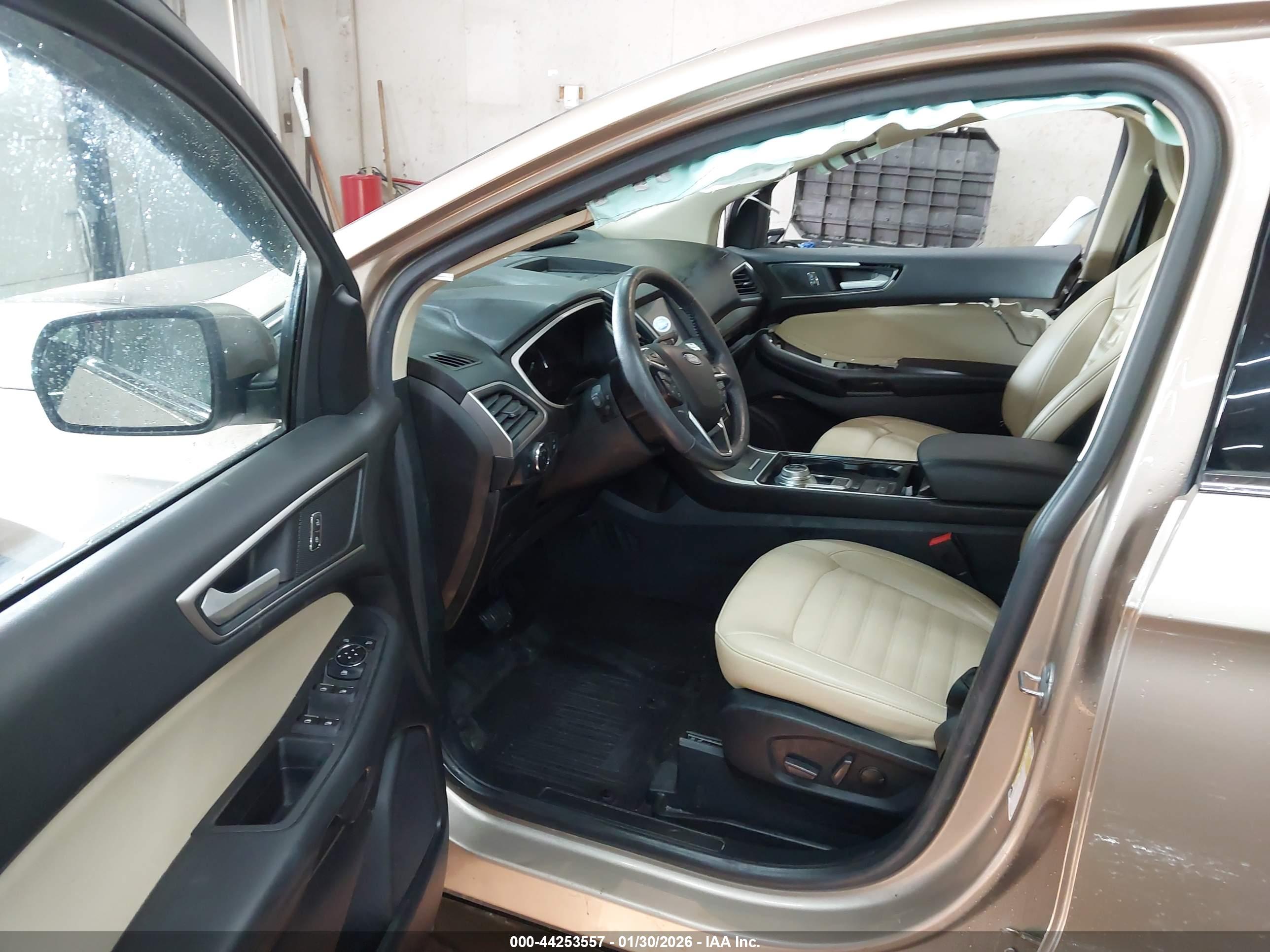 FORD EDGE image 5