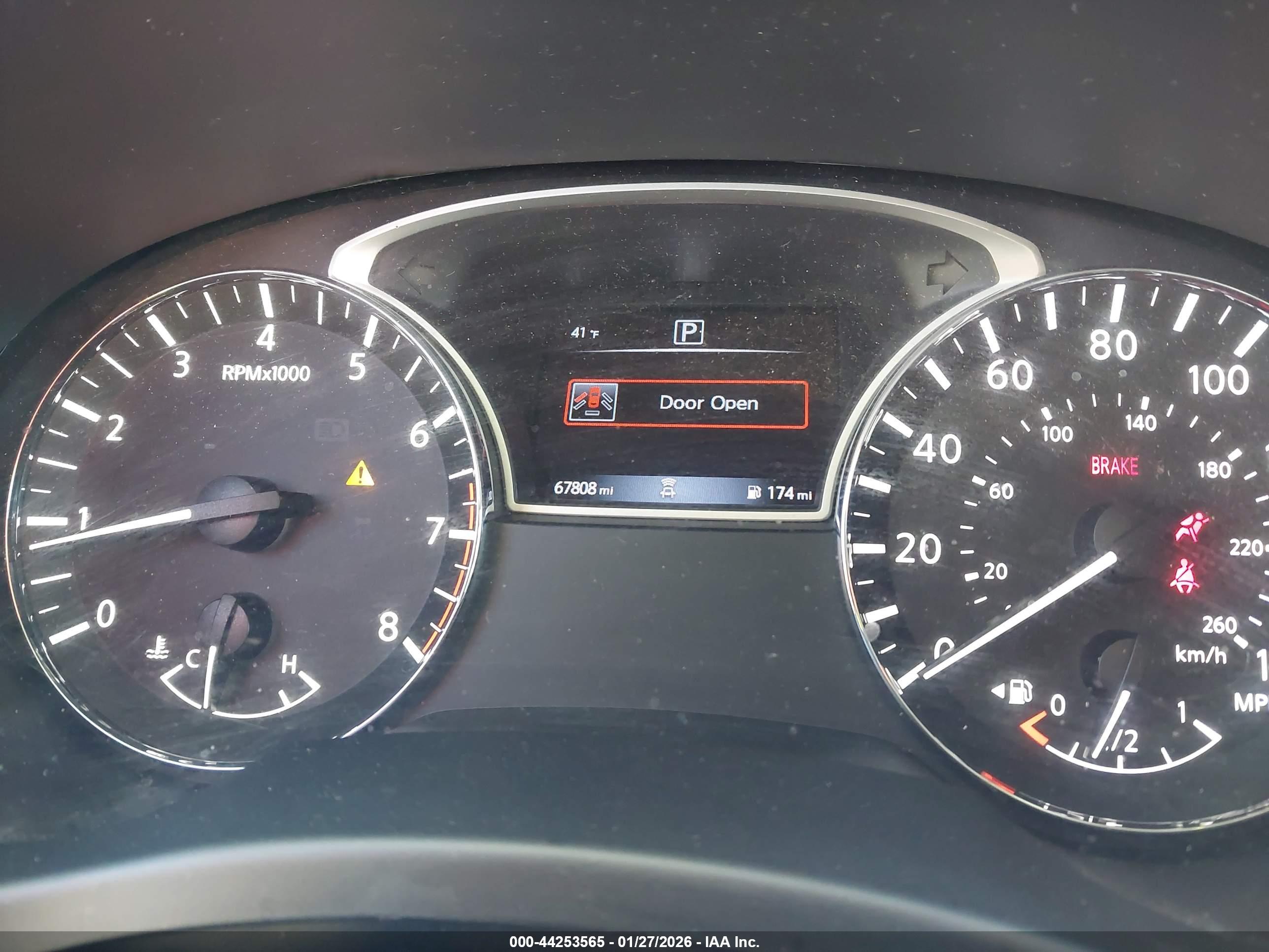NISSAN PATHFINDER image 7