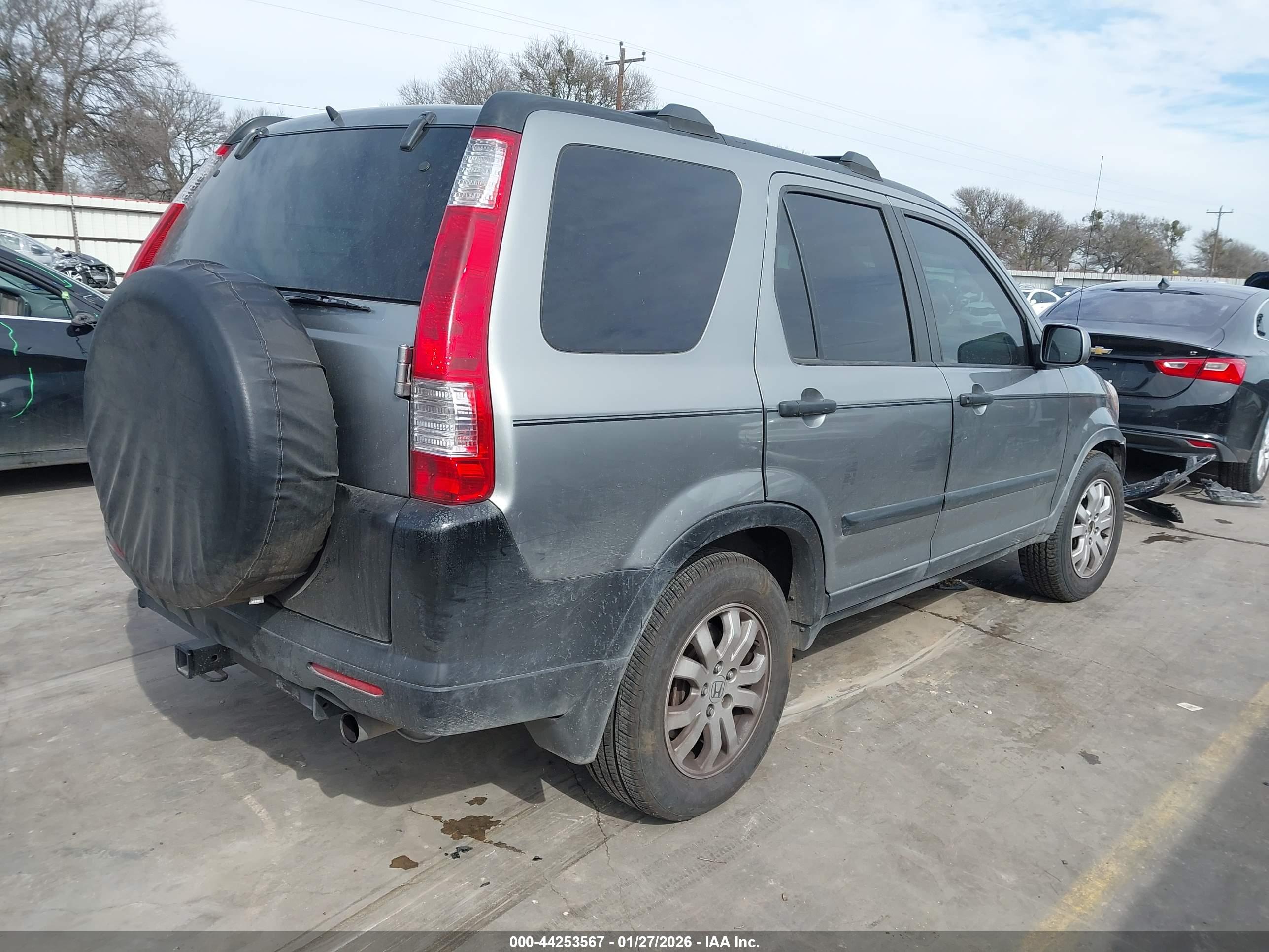 HONDA CR-V image 4