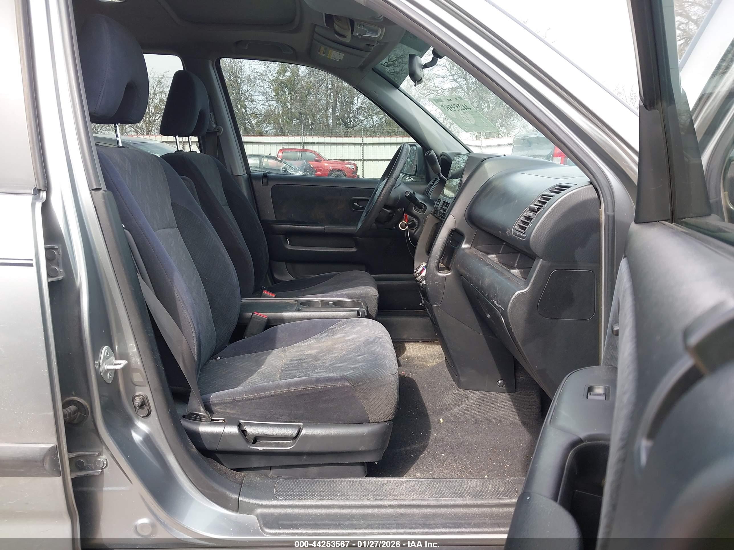 HONDA CR-V image 5