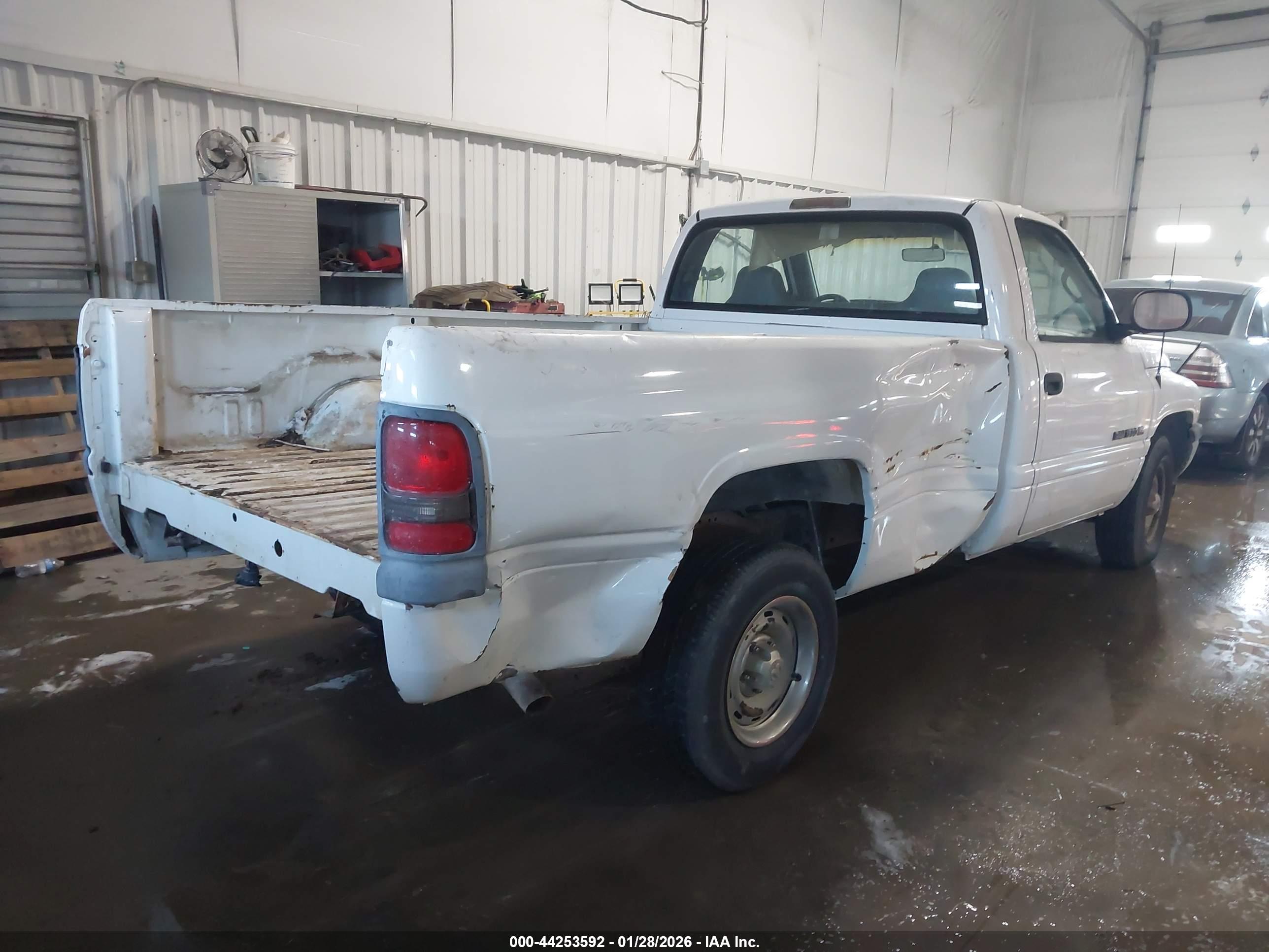 DODGE RAM image 4