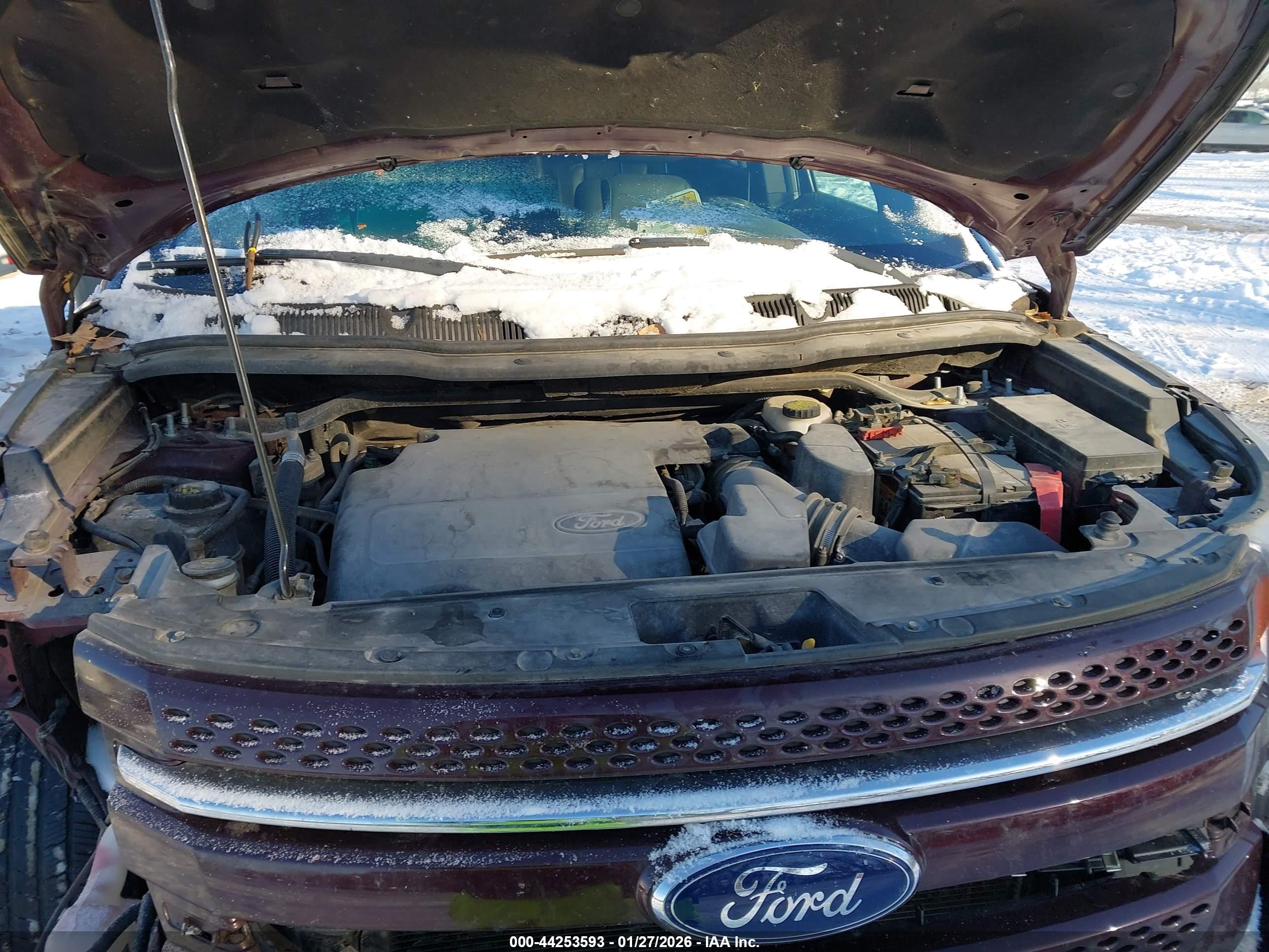 FORD EXPLORER image 10