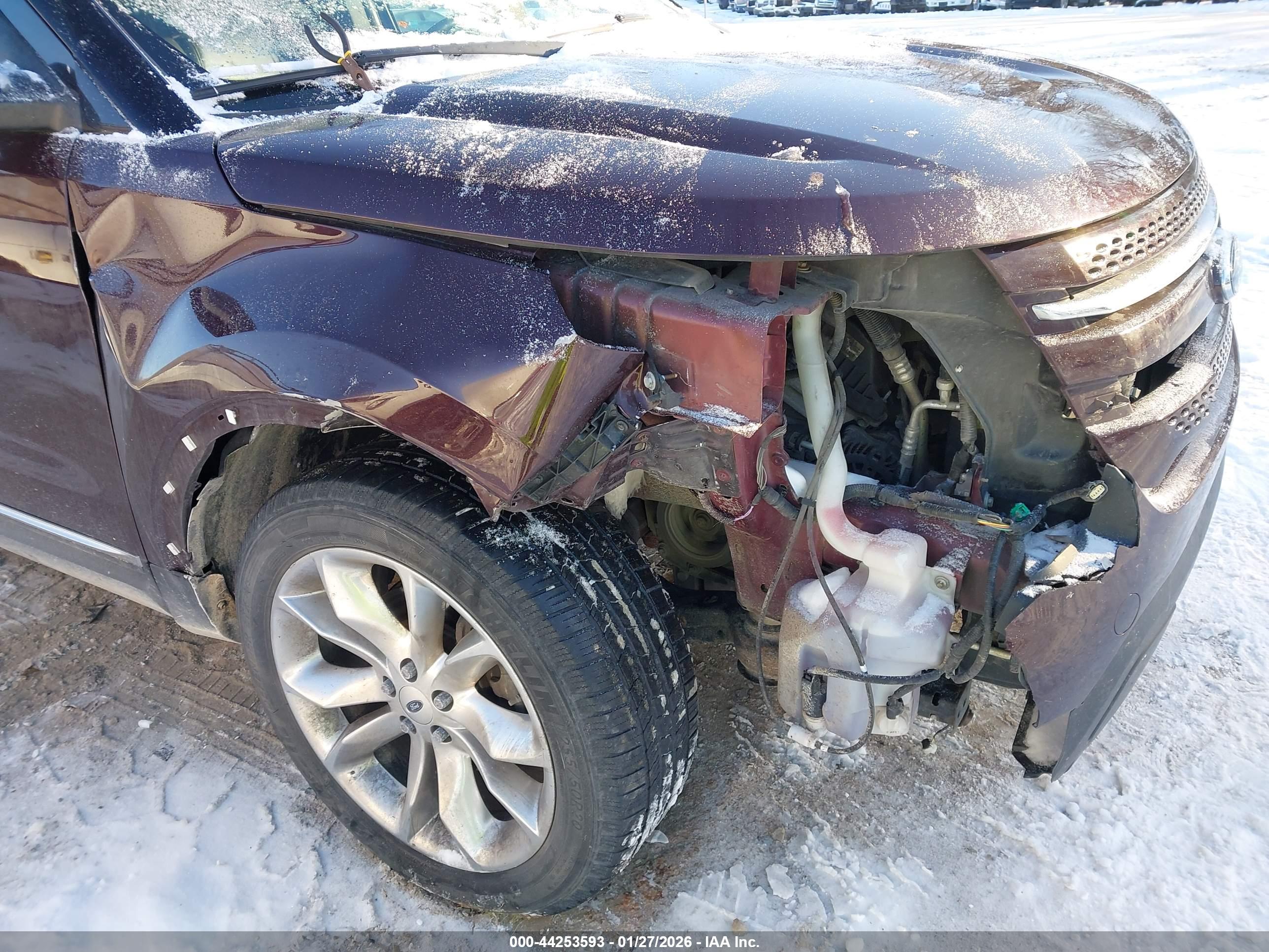 FORD EXPLORER image 6