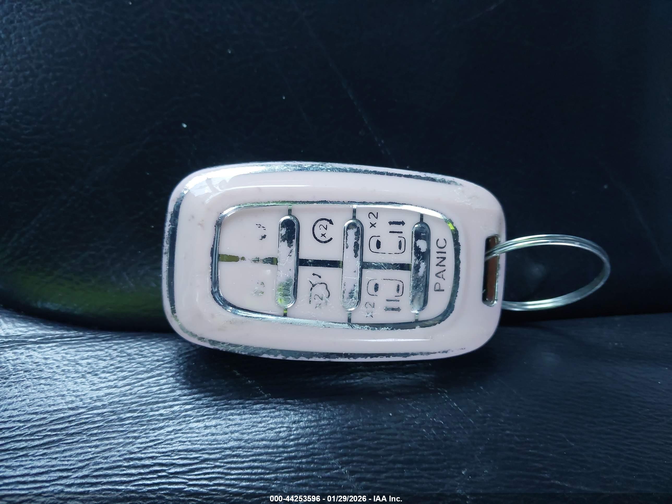 CHRYSLER PACIFICA image 11