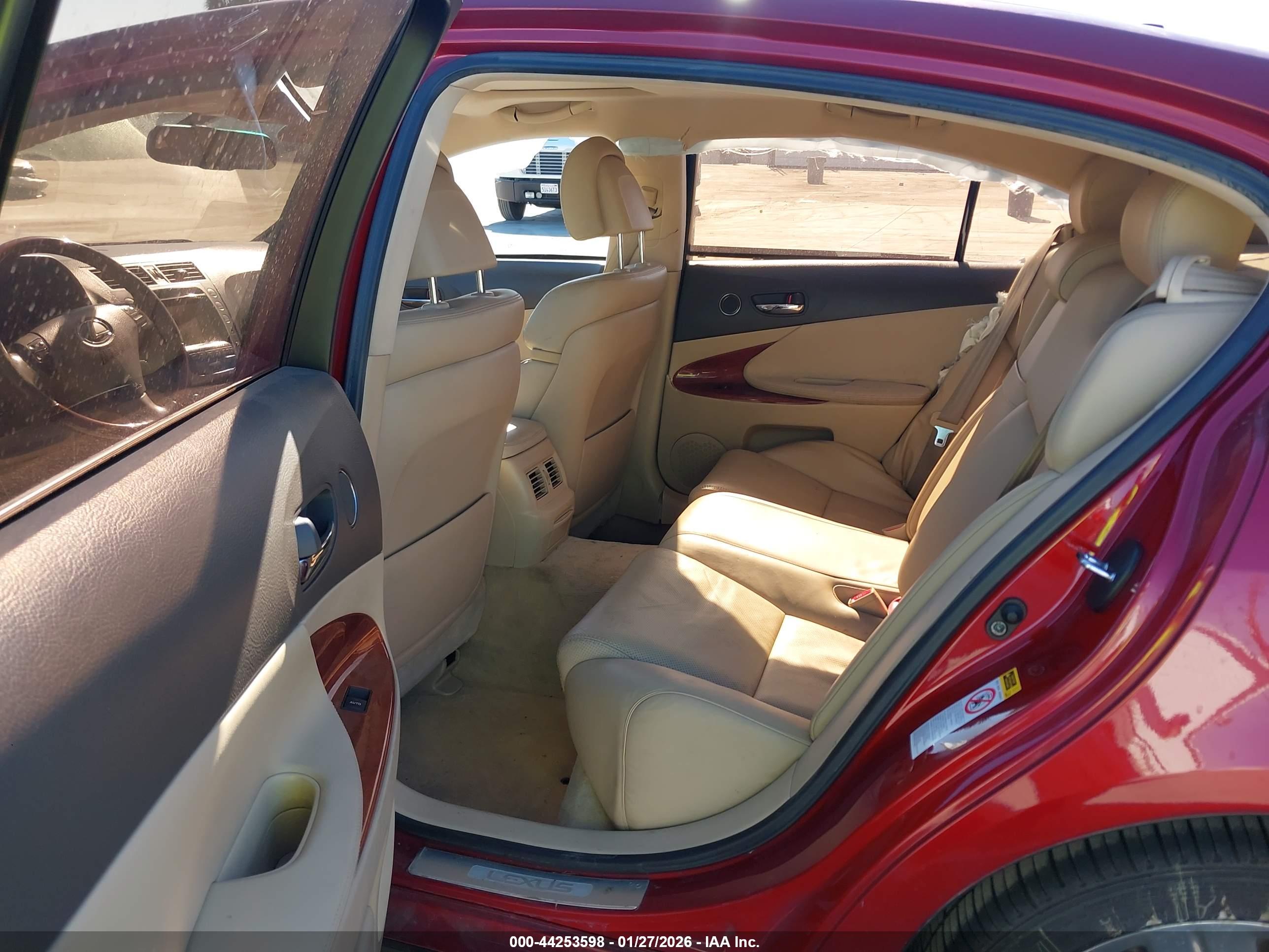 LEXUS GS image 8