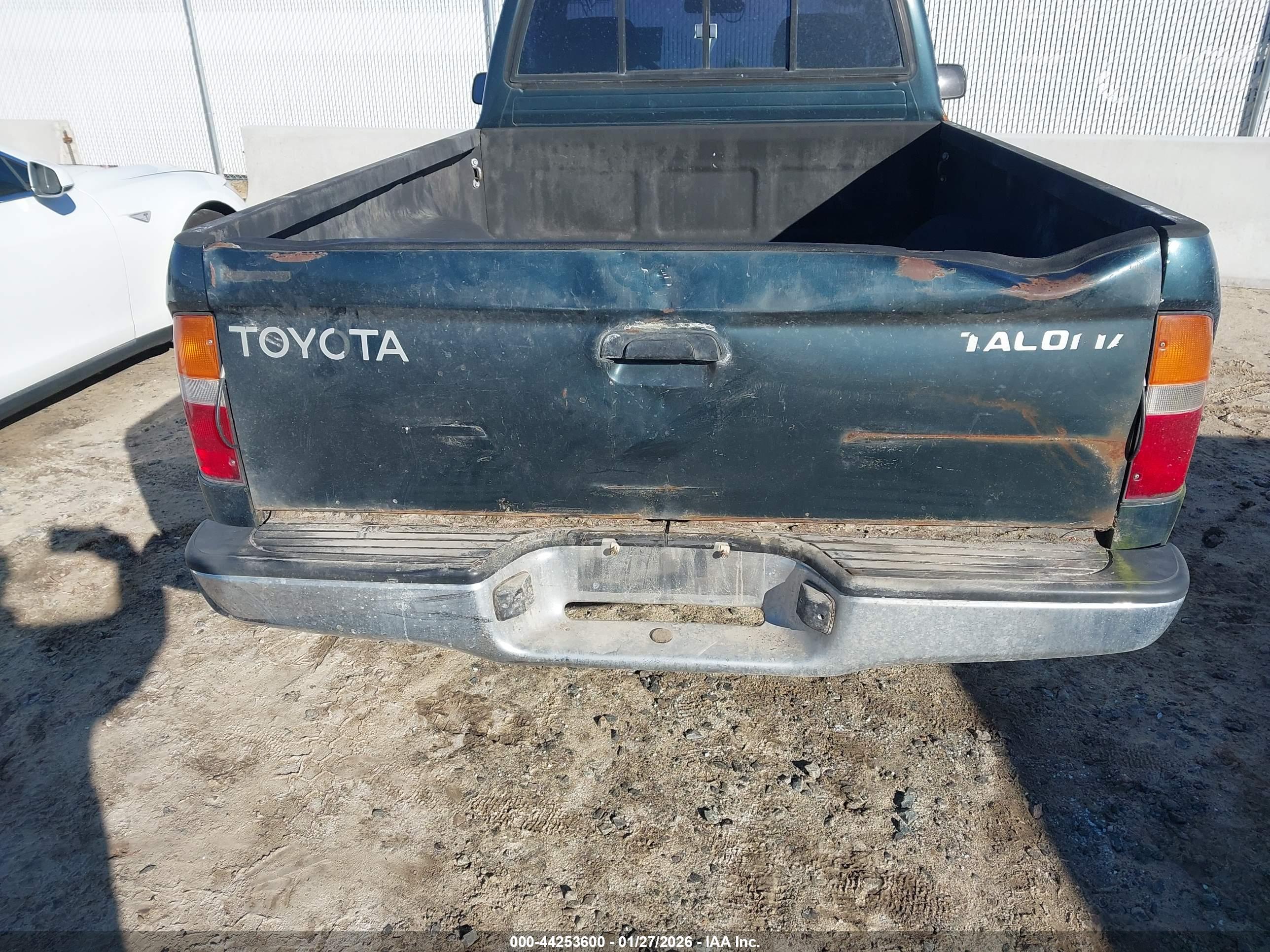 TOYOTA TACOMA image 6