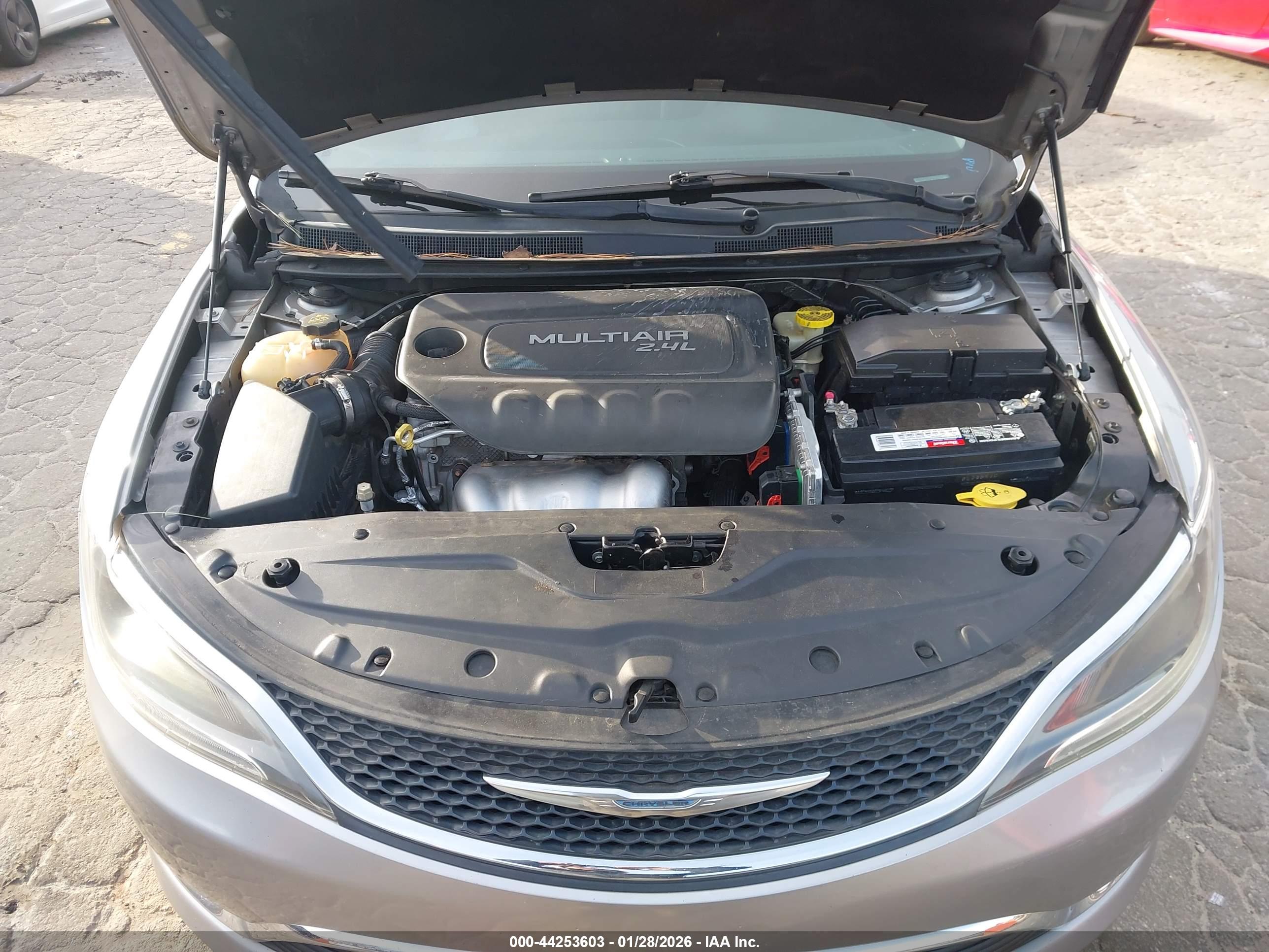 CHRYSLER 200 image 10