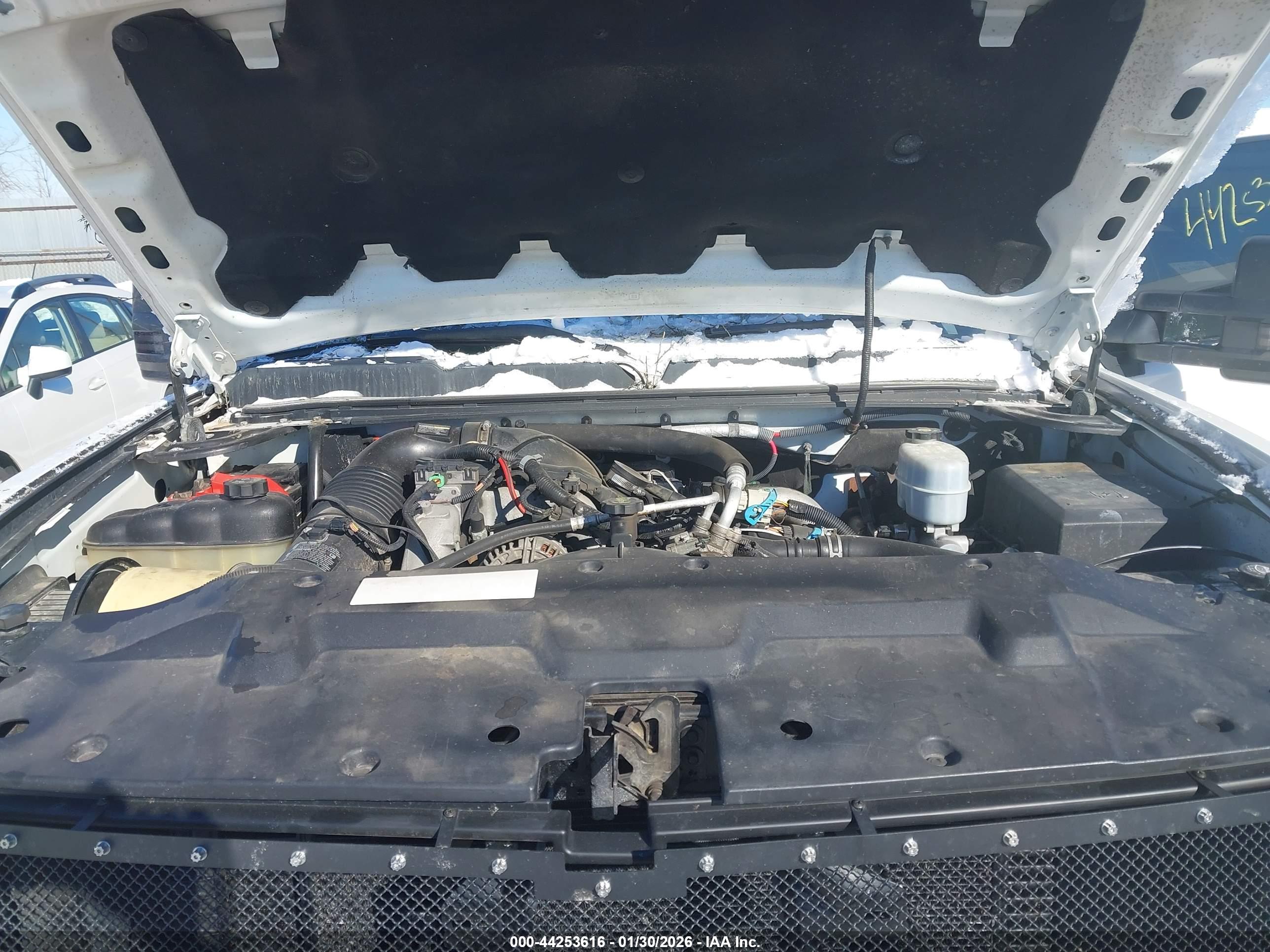 CHEVROLET SILVERADO image 10