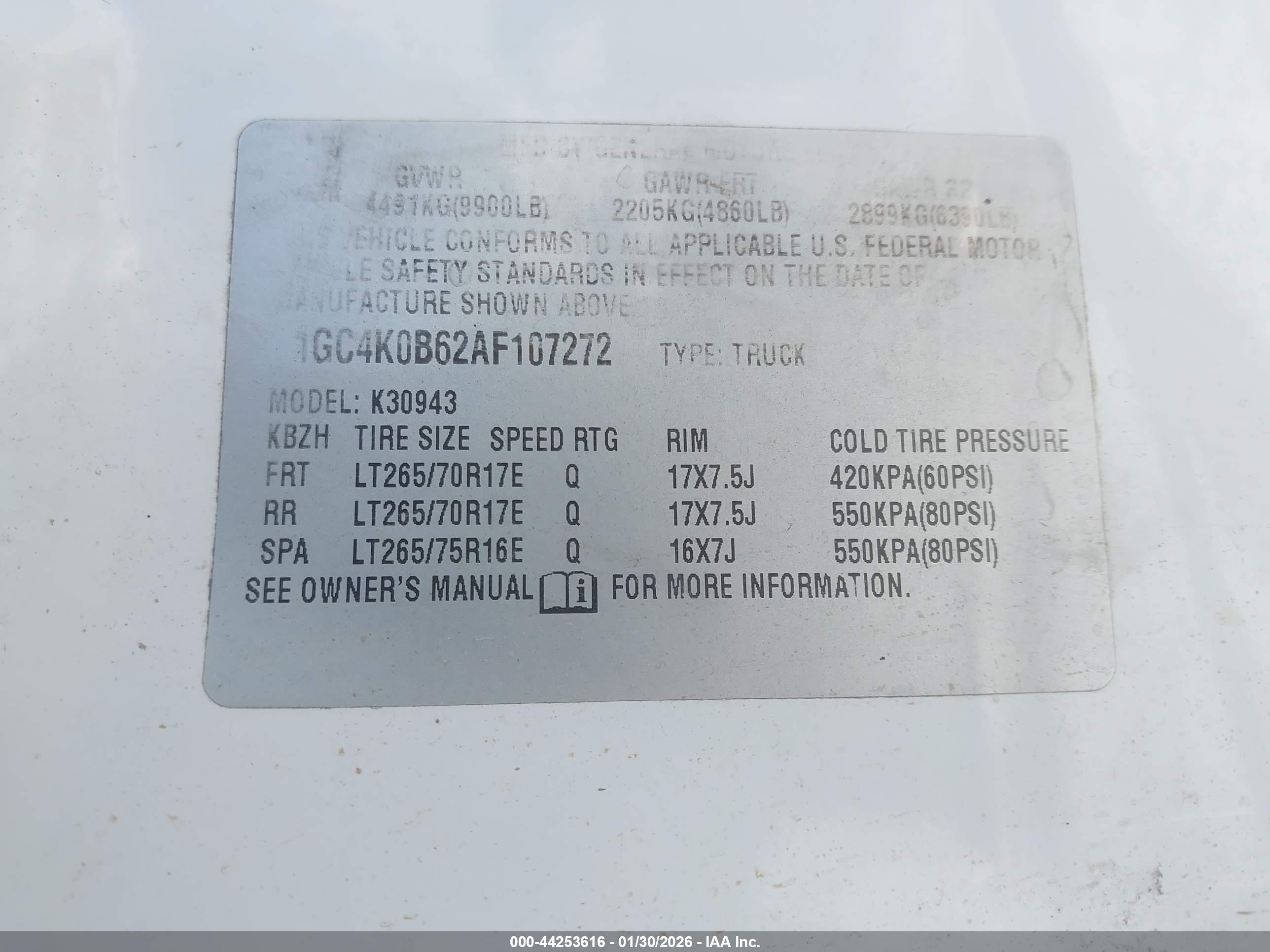 CHEVROLET SILVERADO image 9