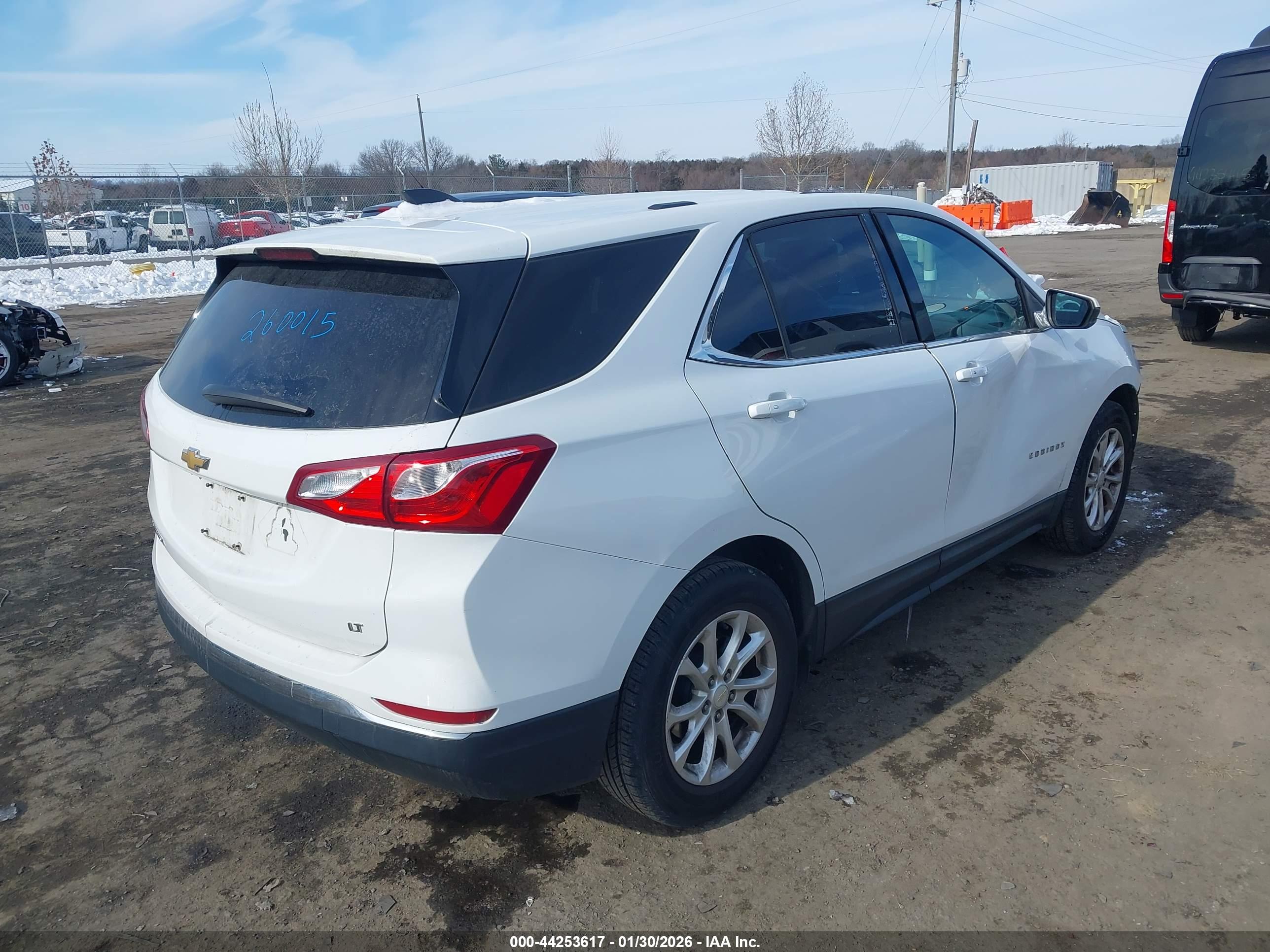 CHEVROLET EQUINOX image 4