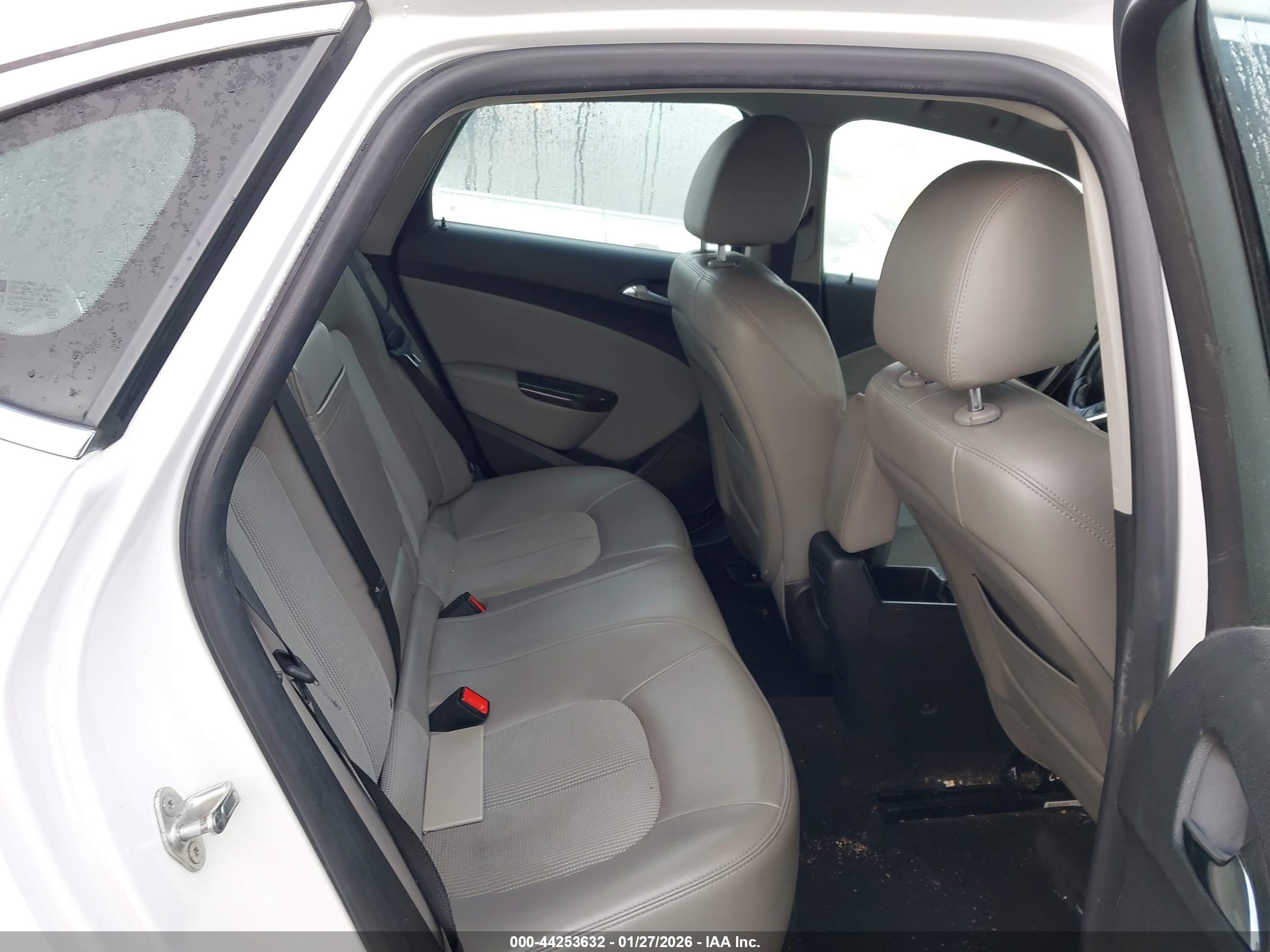 BUICK VERANO image 8