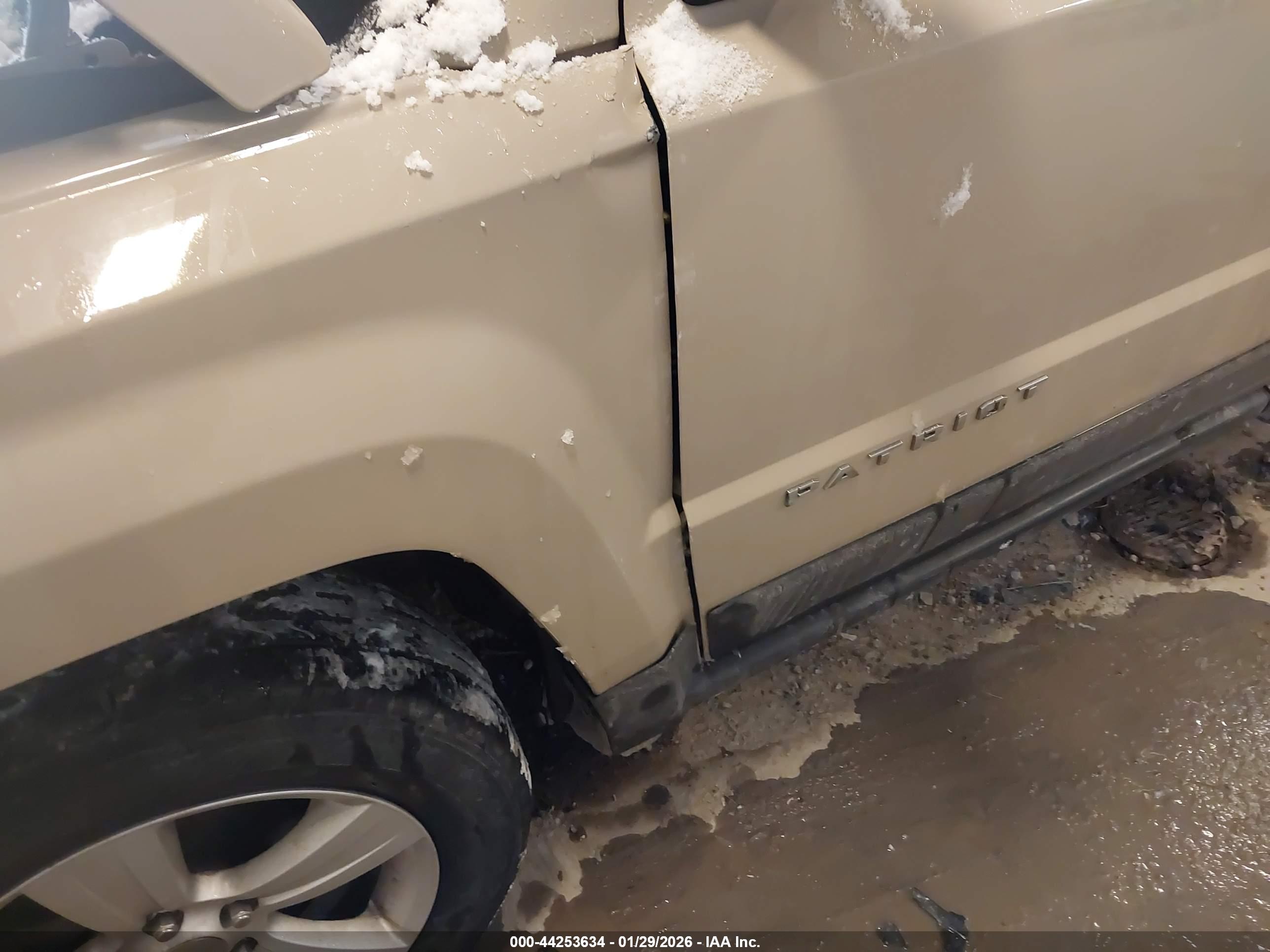 JEEP PATRIOT image 6