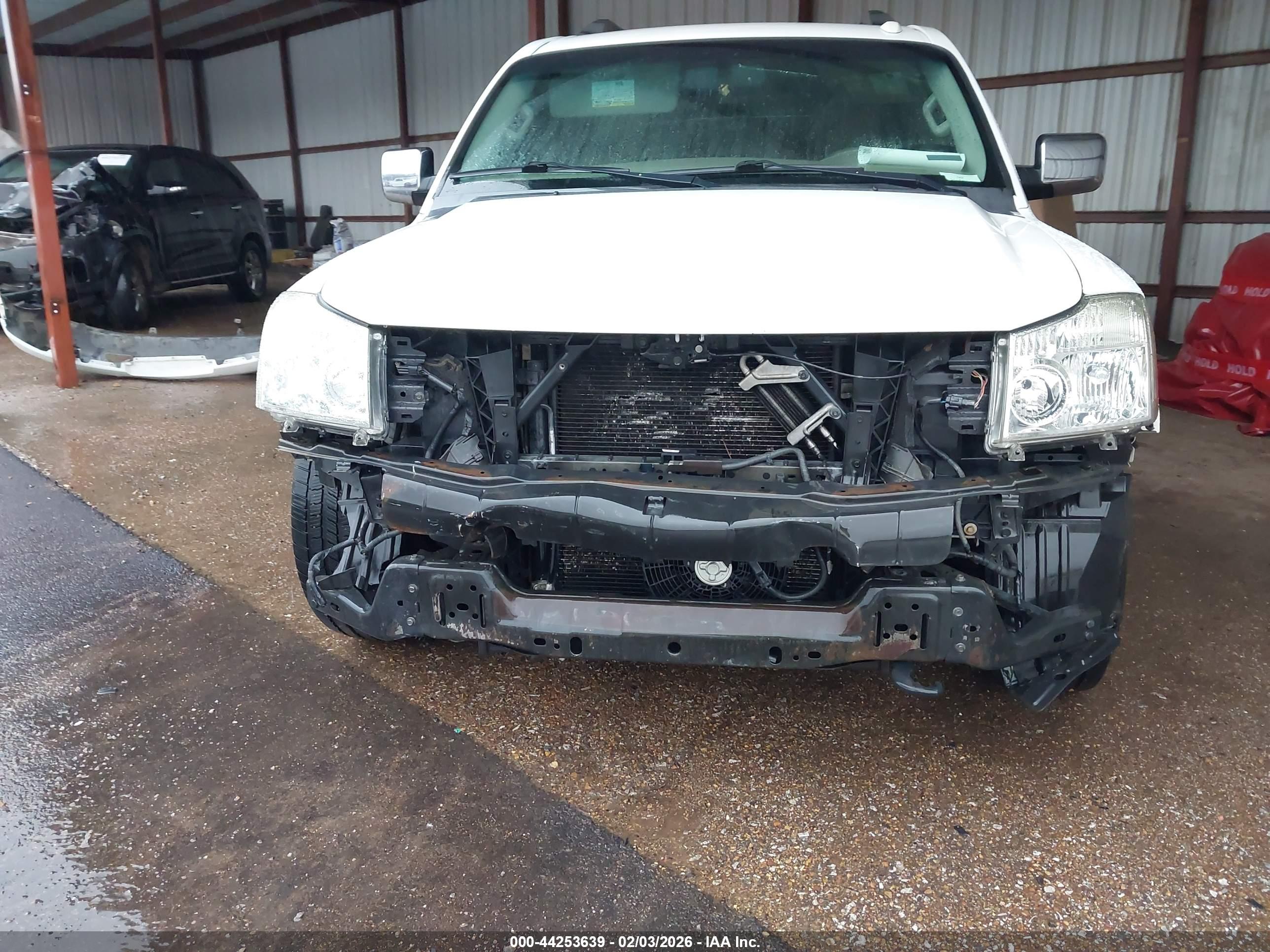 NISSAN ARMADA image 6