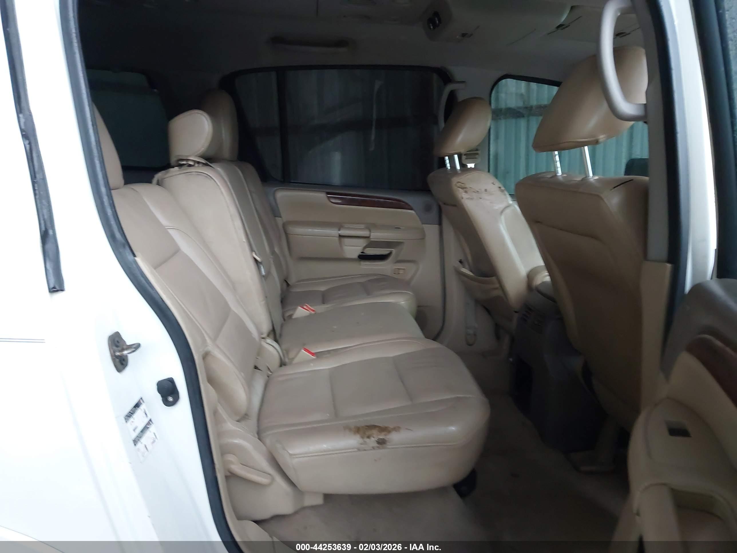 NISSAN ARMADA image 8