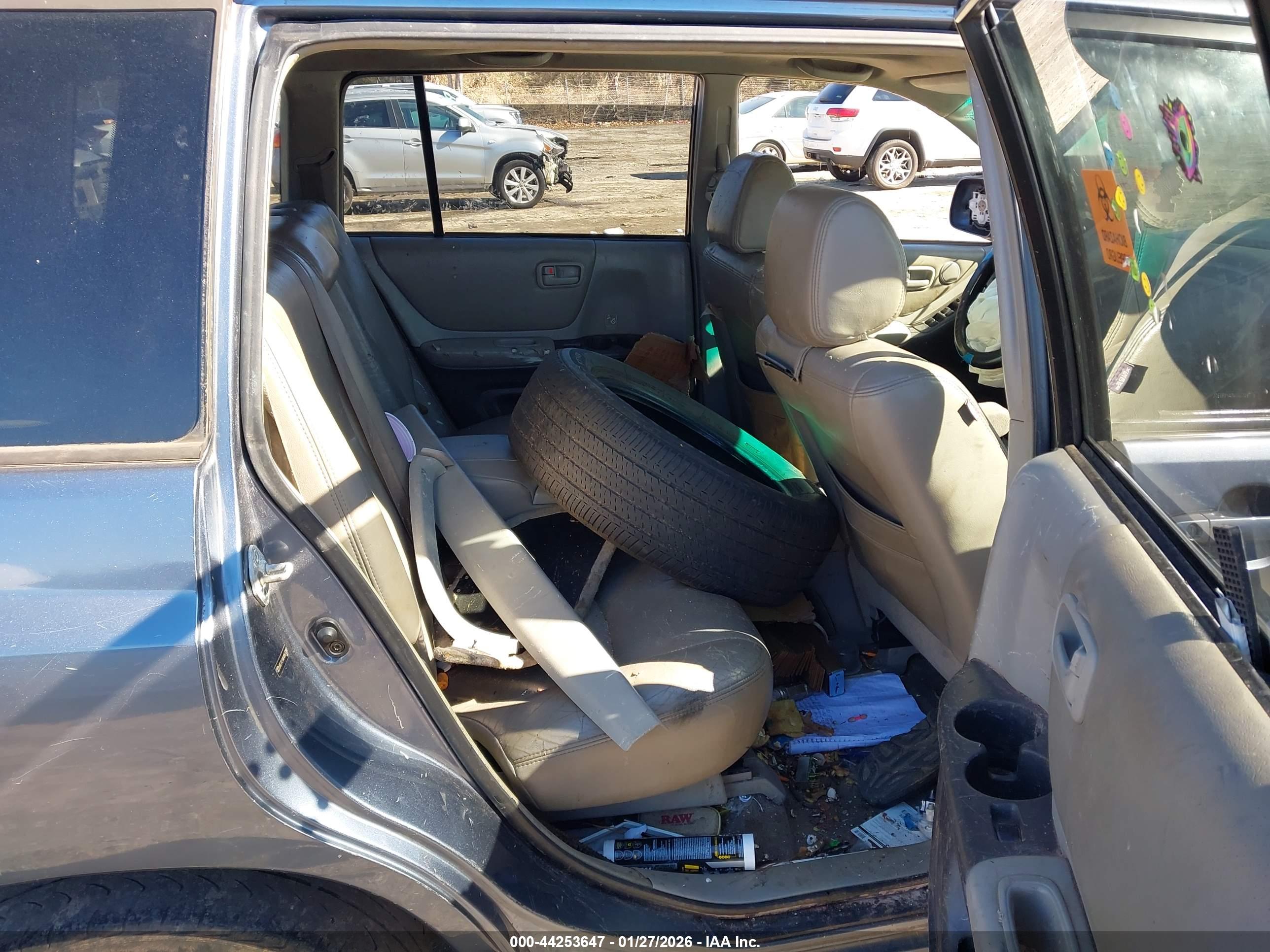 TOYOTA HIGHLANDER image 8