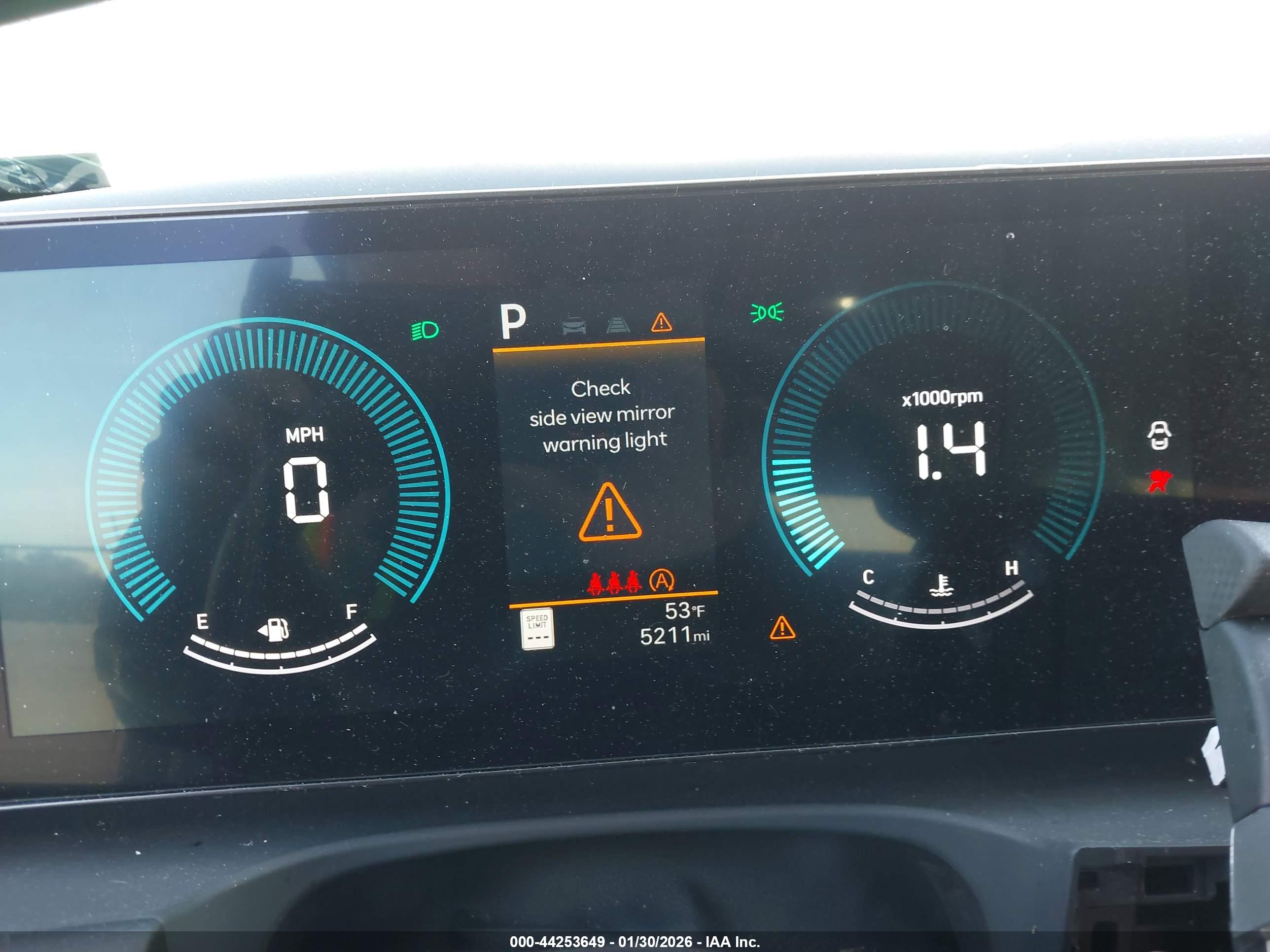HYUNDAI TUCSON image 7