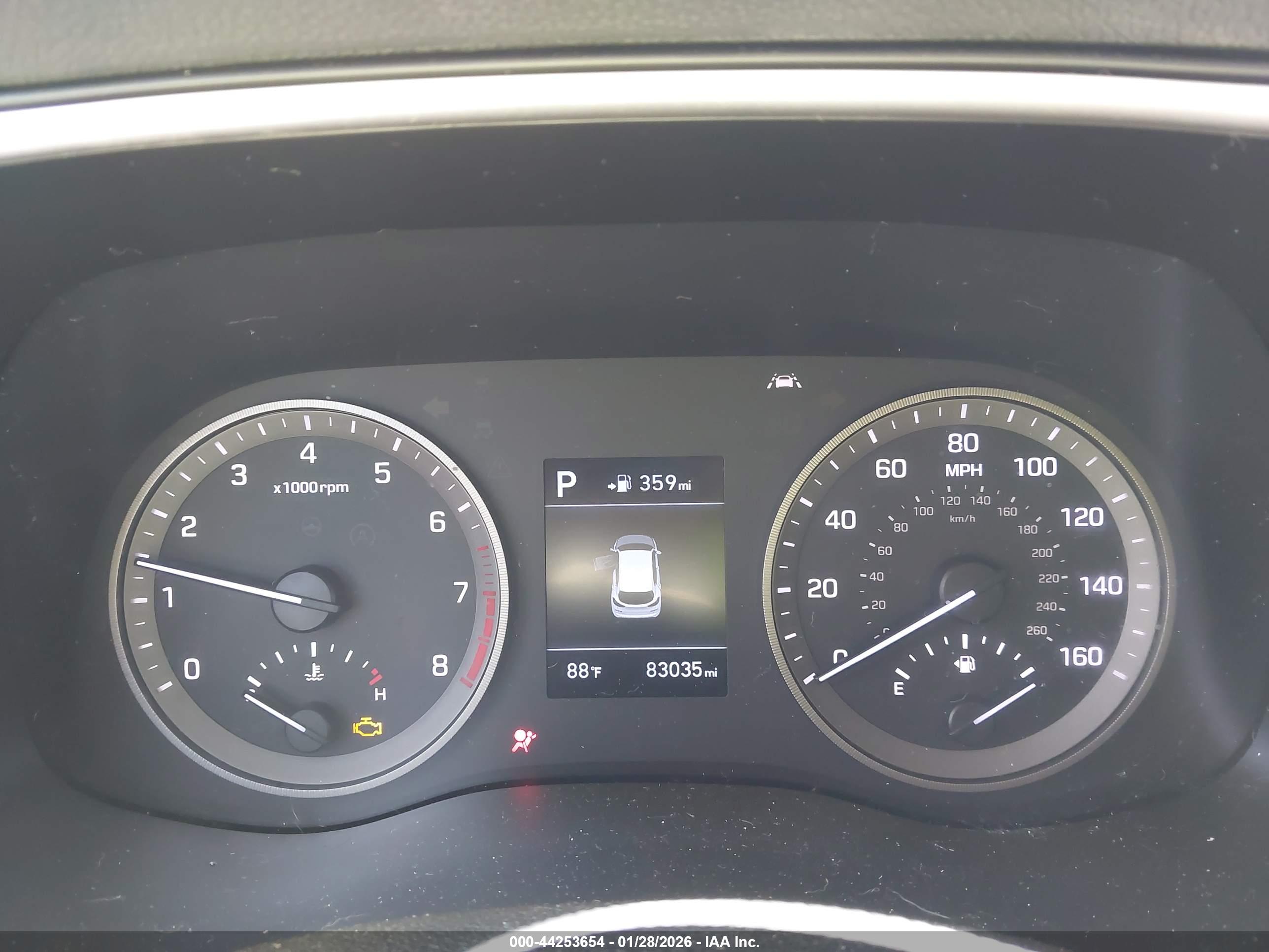 HYUNDAI TUCSON image 7