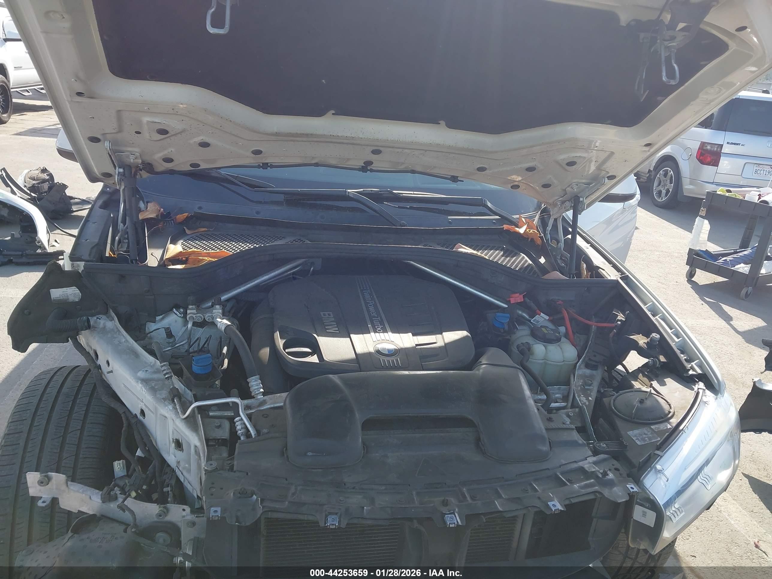 BMW X5 image 10