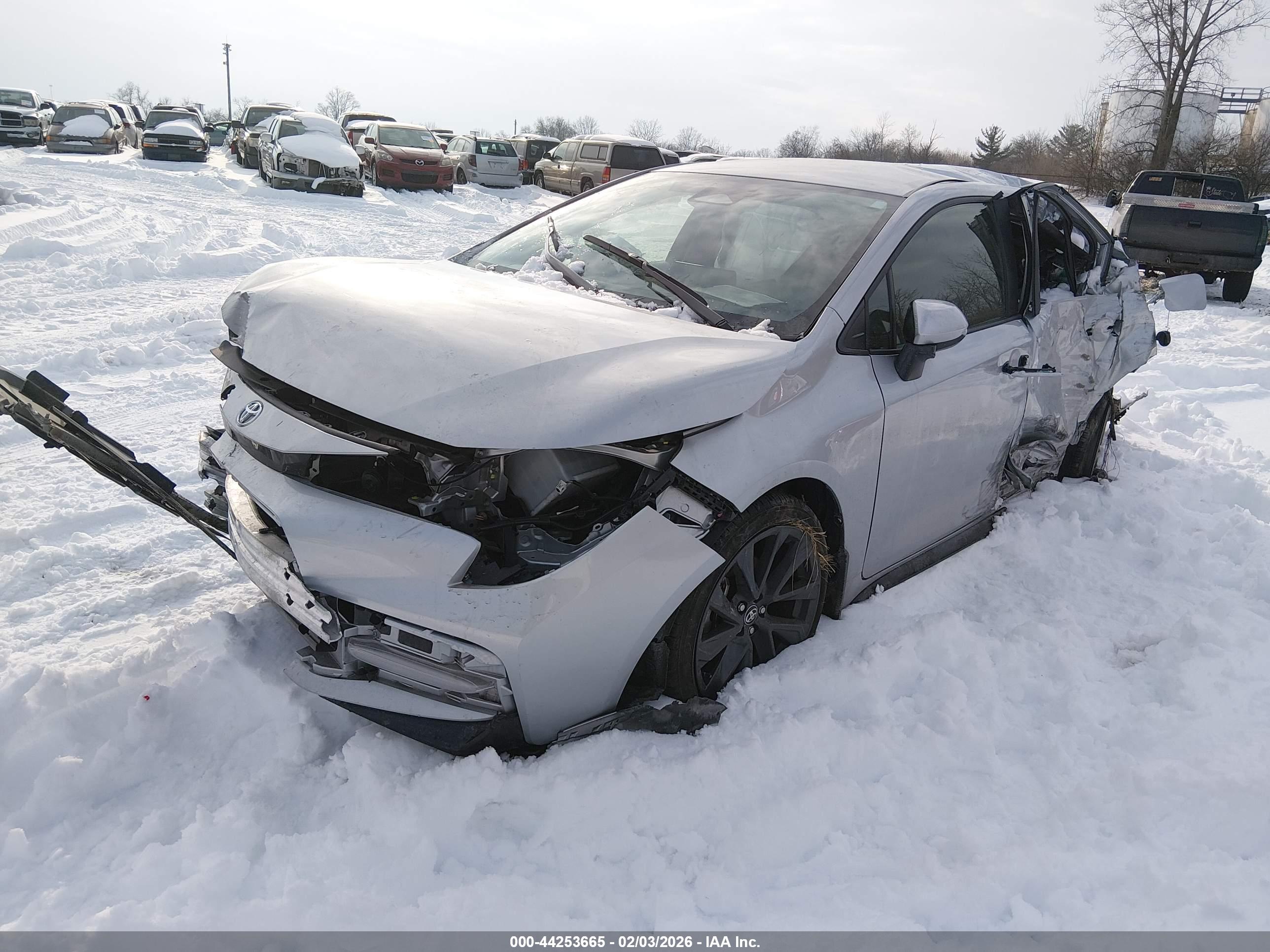 TOYOTA COROLLA image 2