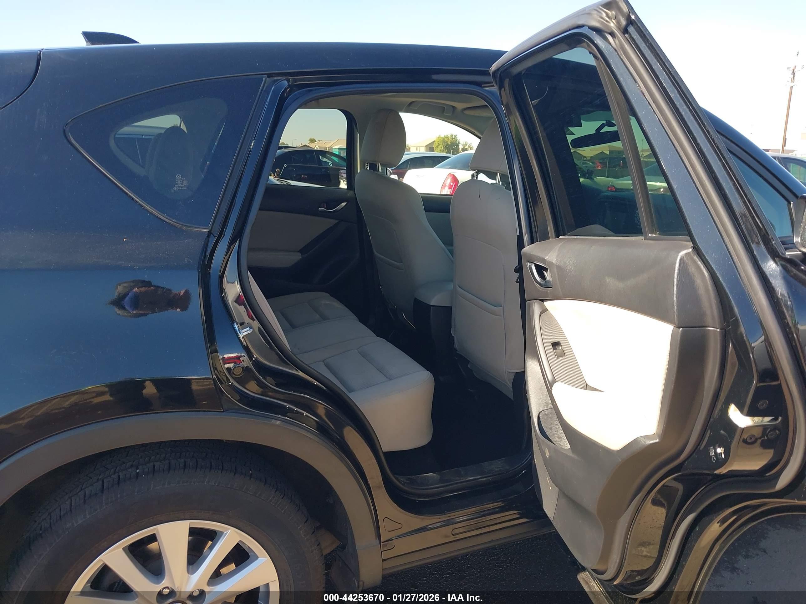 MAZDA CX-5 image 8