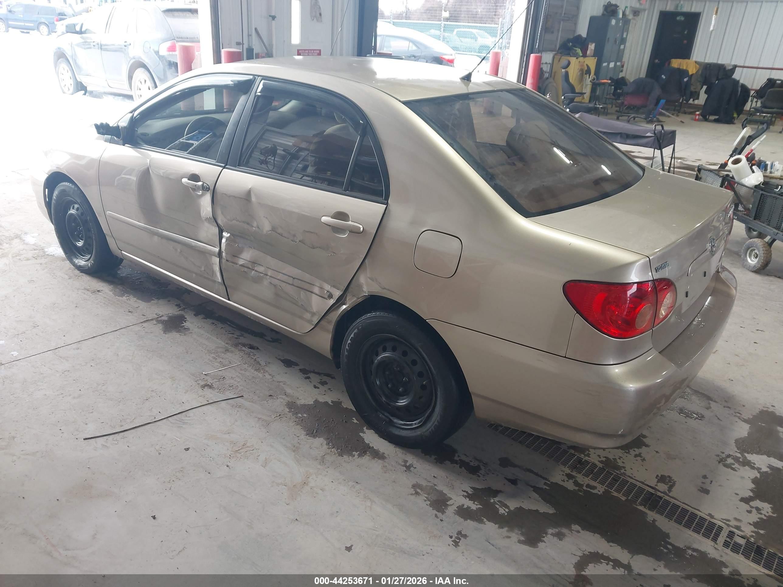 TOYOTA COROLLA image 3