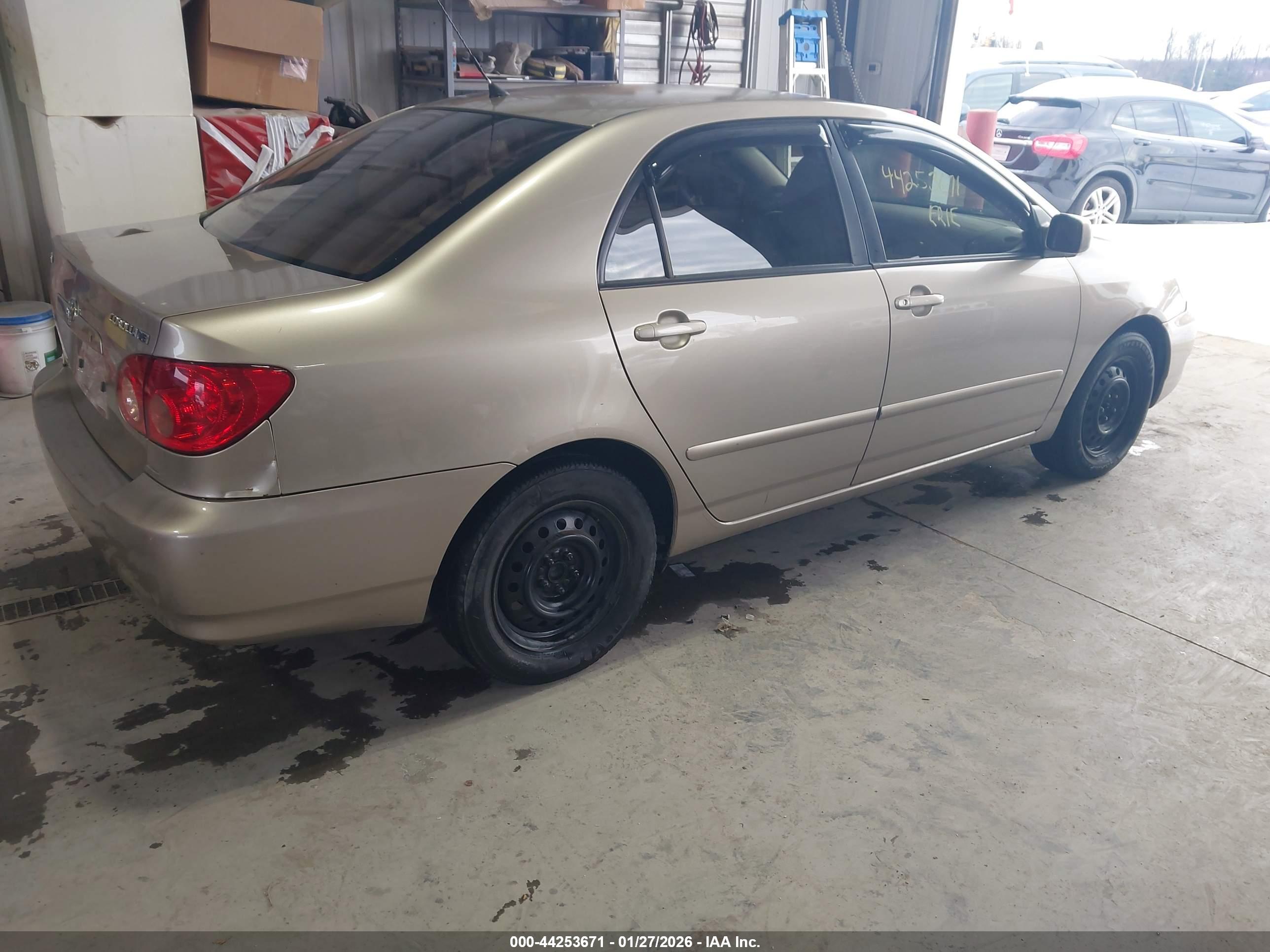 TOYOTA COROLLA image 4