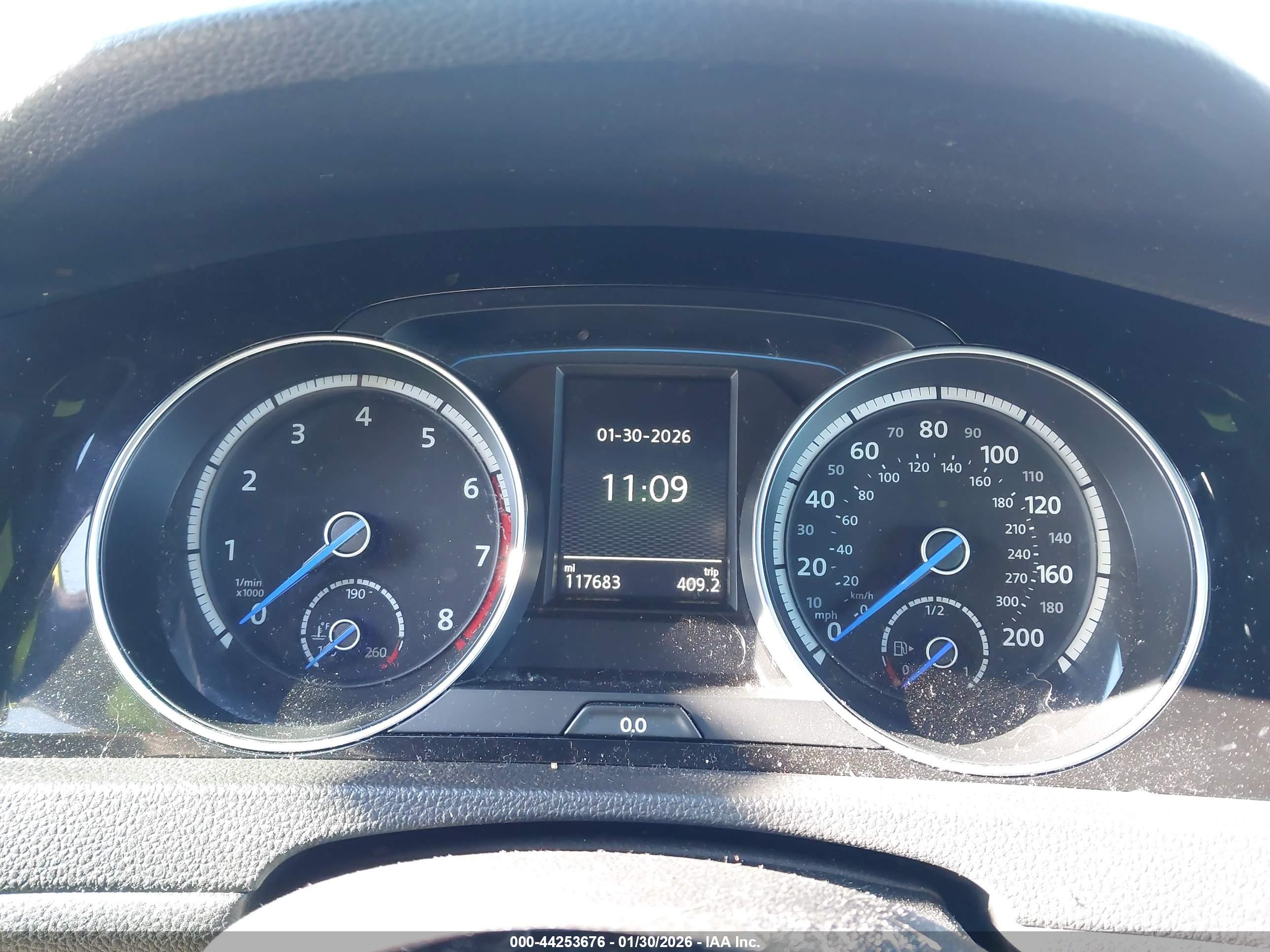 VOLKSWAGEN GOLF image 7