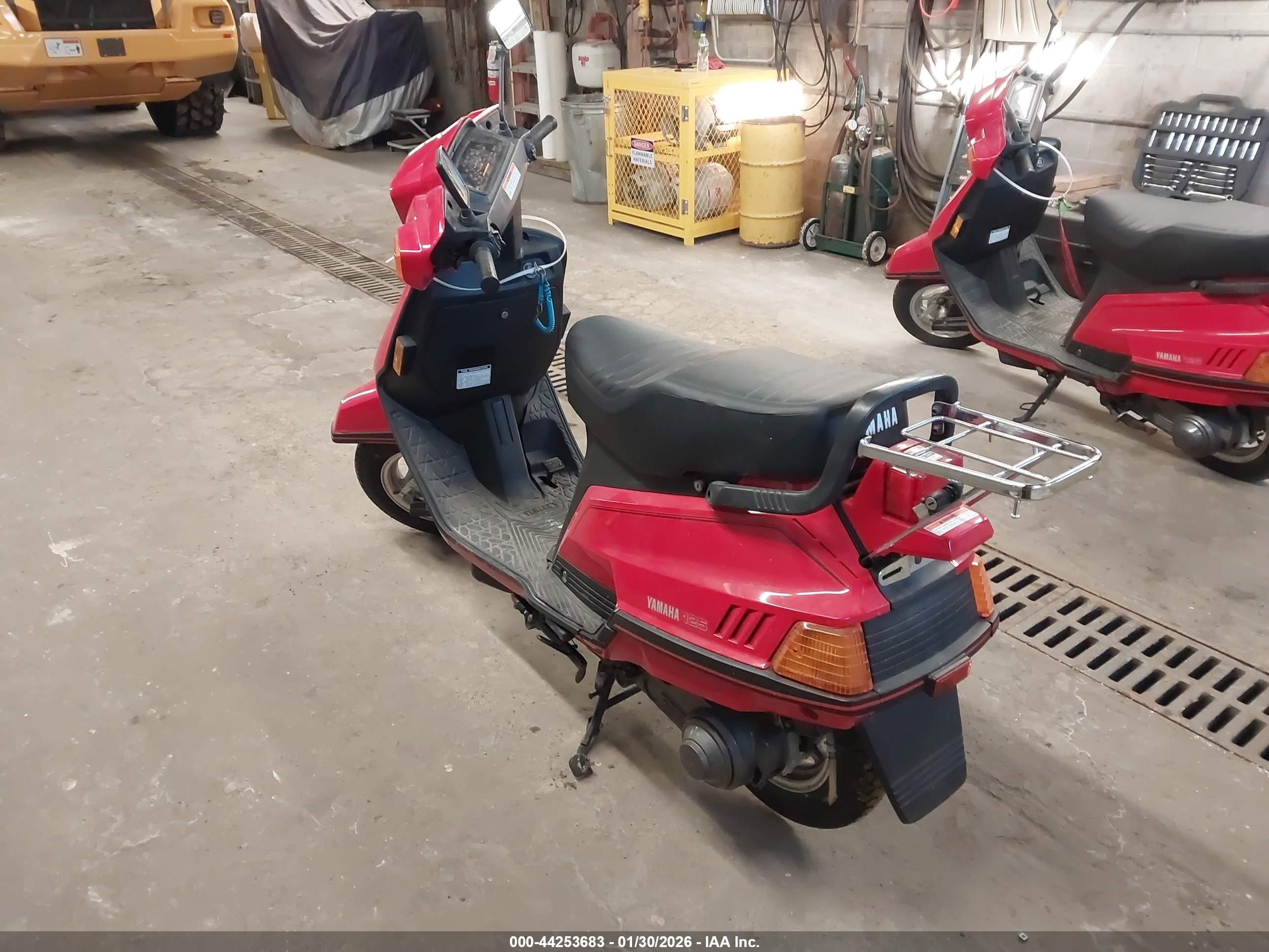 YAMAHA XC125 image 3