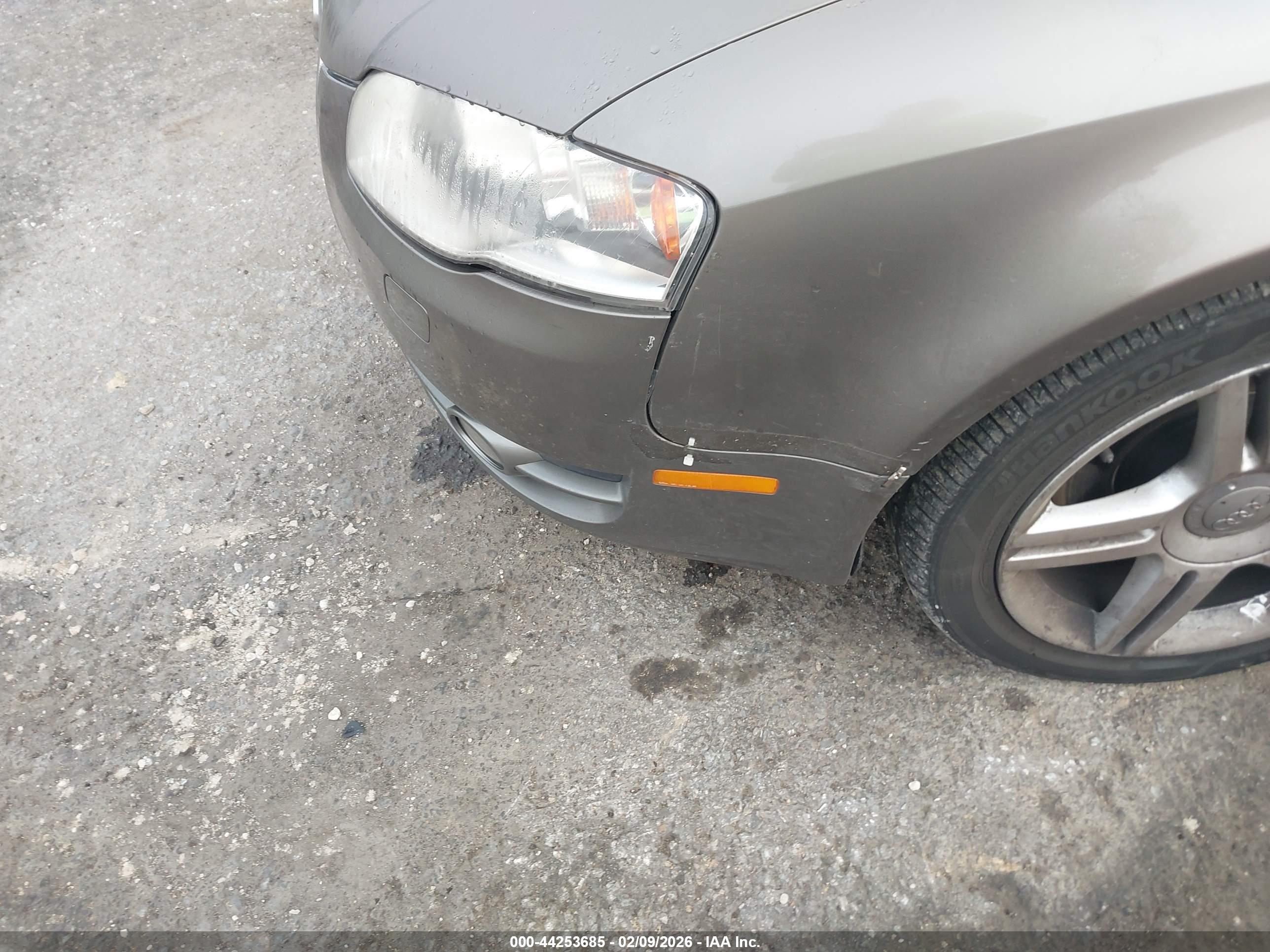 AUDI A4 image 6