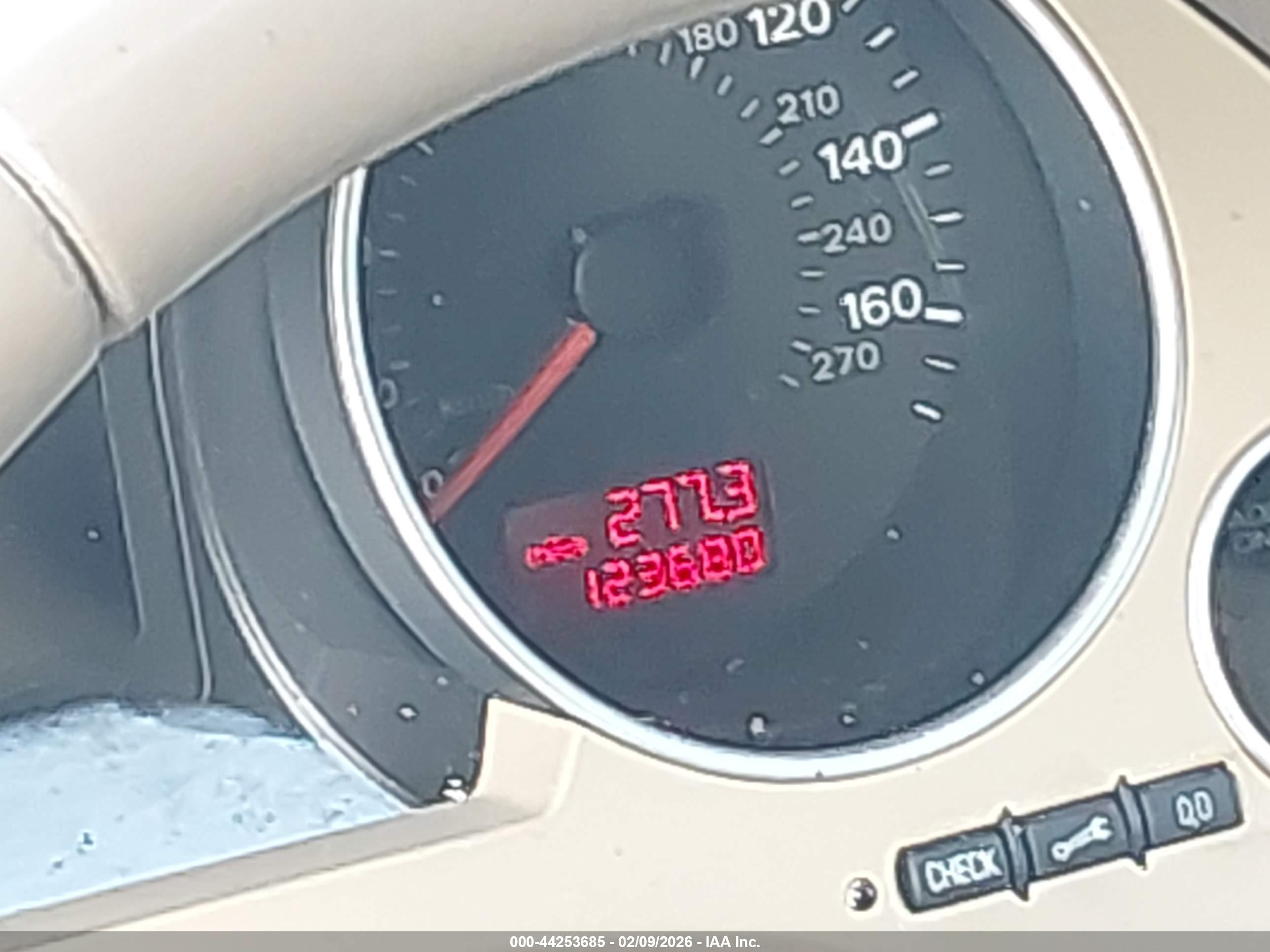 AUDI A4 image 7