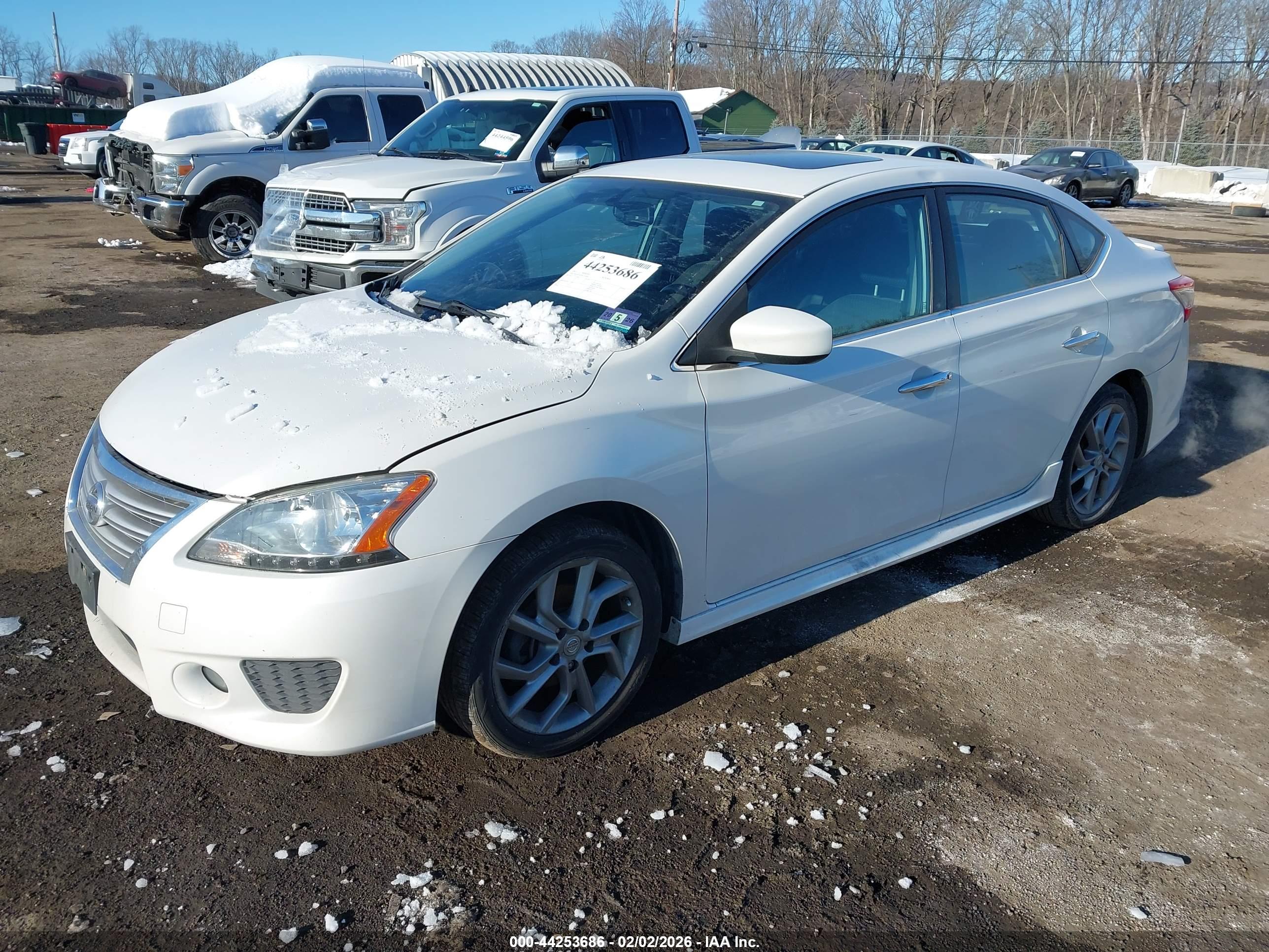 NISSAN SENTRA image 2