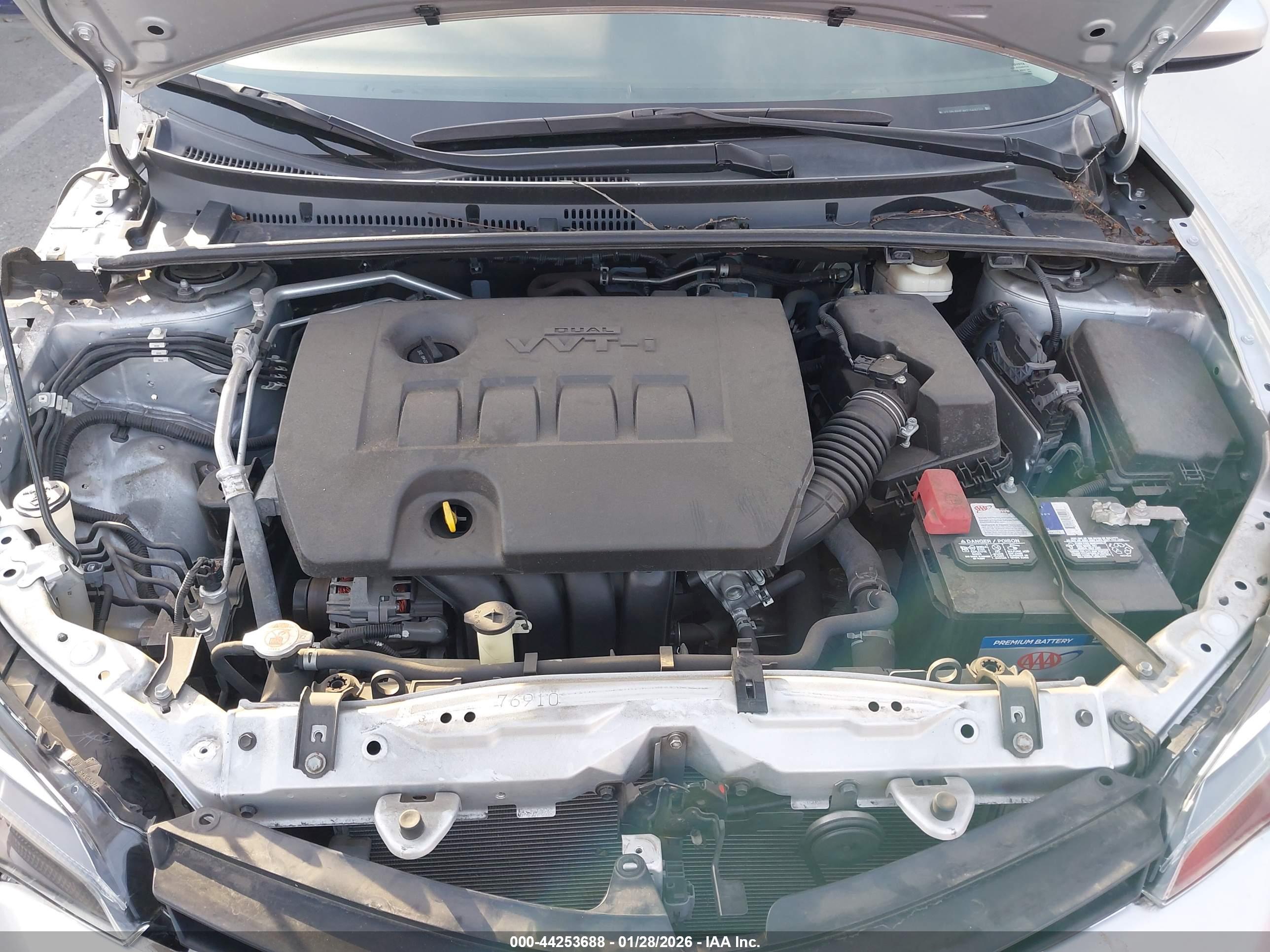TOYOTA COROLLA image 10