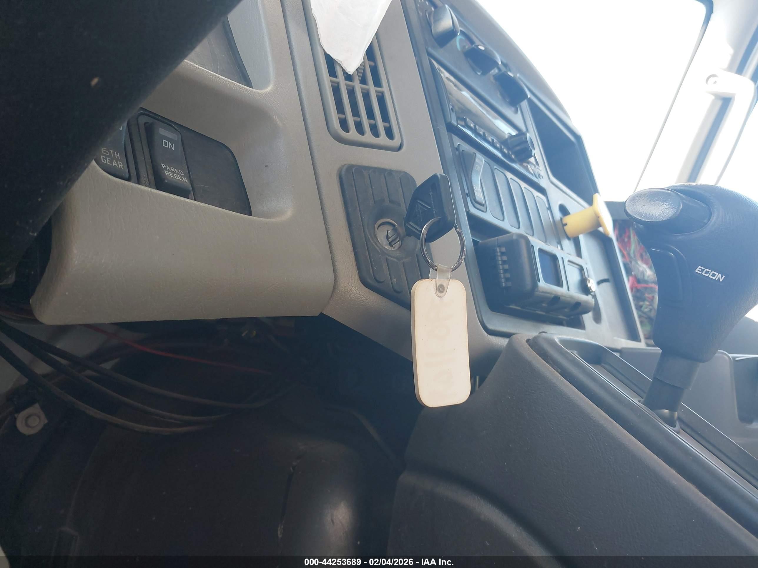 INTERNATIONAL DURASTAR image 11